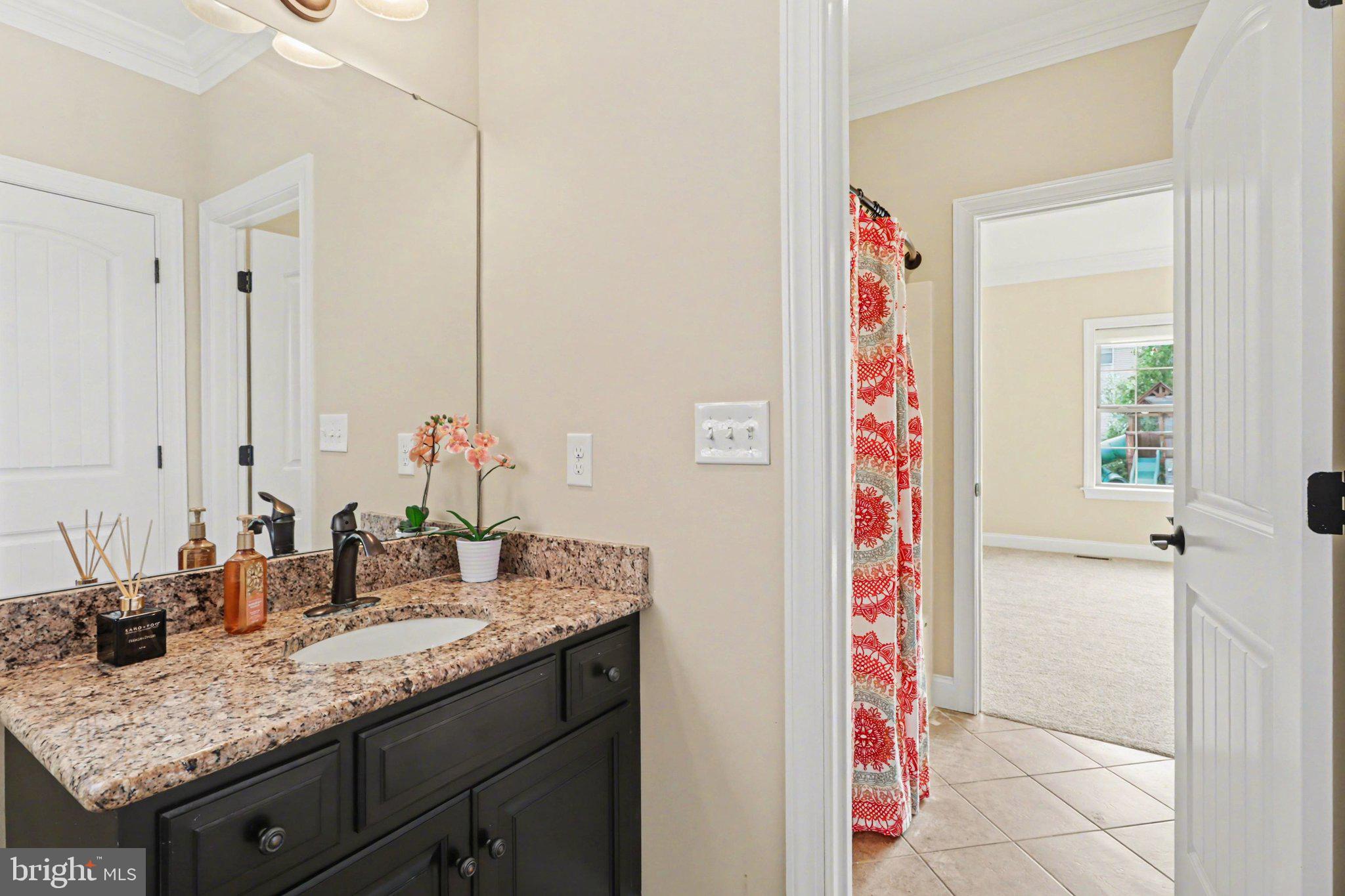 HAMPDEN SUMMIT - Residential