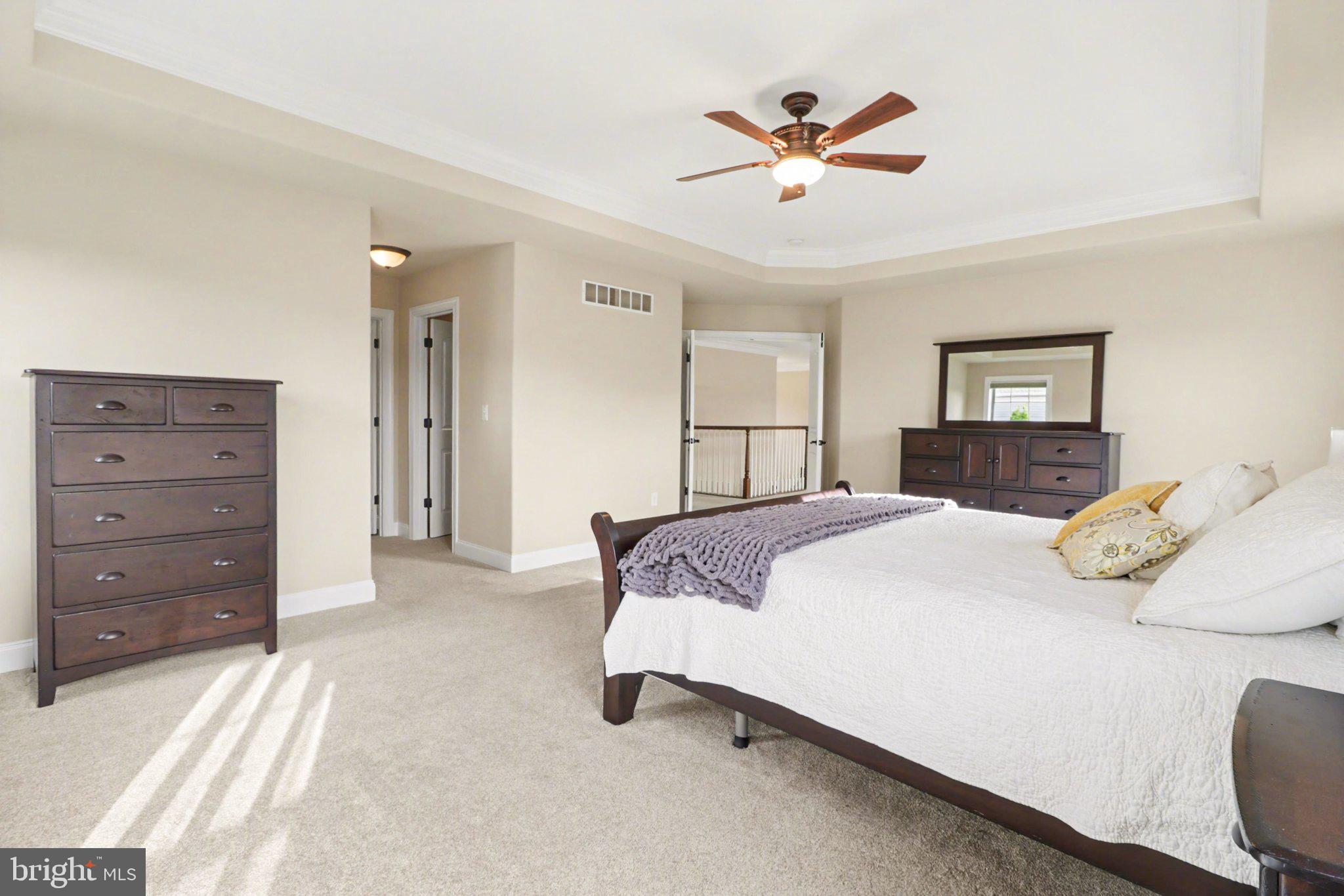 HAMPDEN SUMMIT - Residential