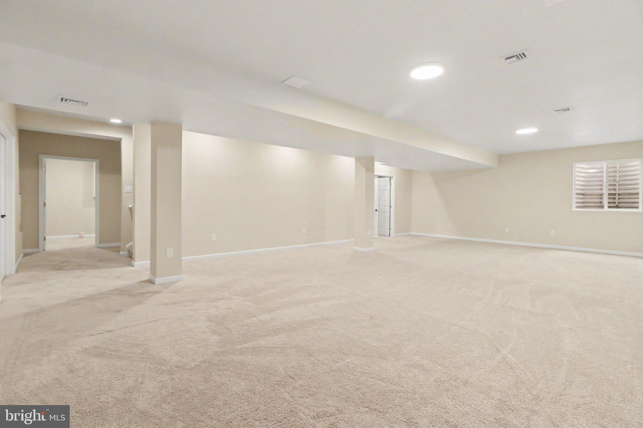 HAMPDEN SUMMIT - Residential