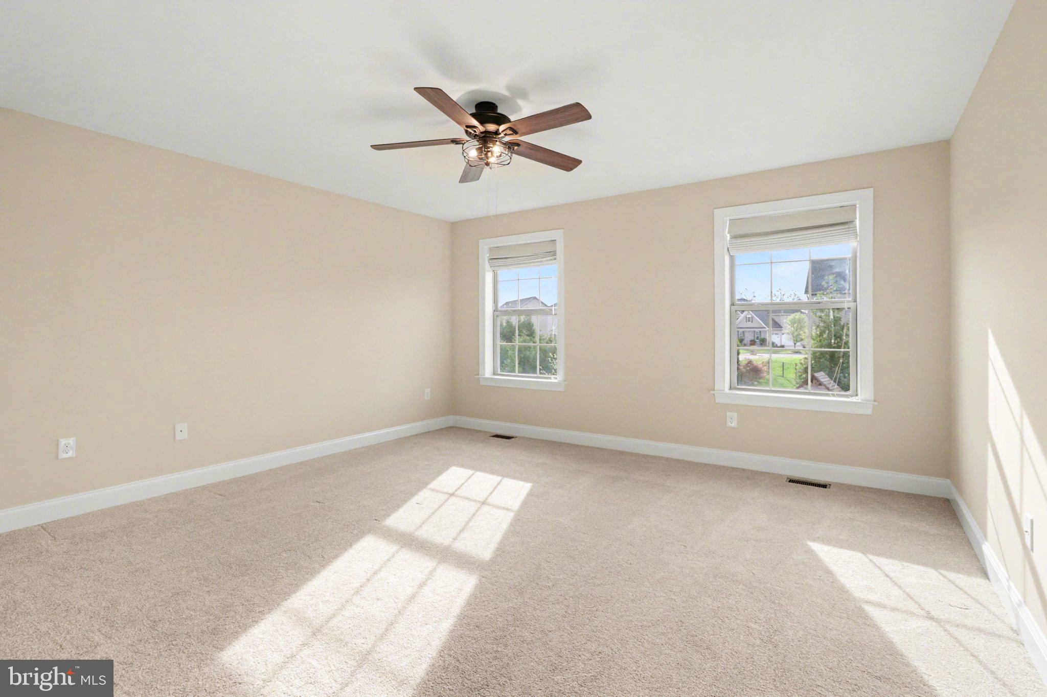 HAMPDEN SUMMIT - Residential