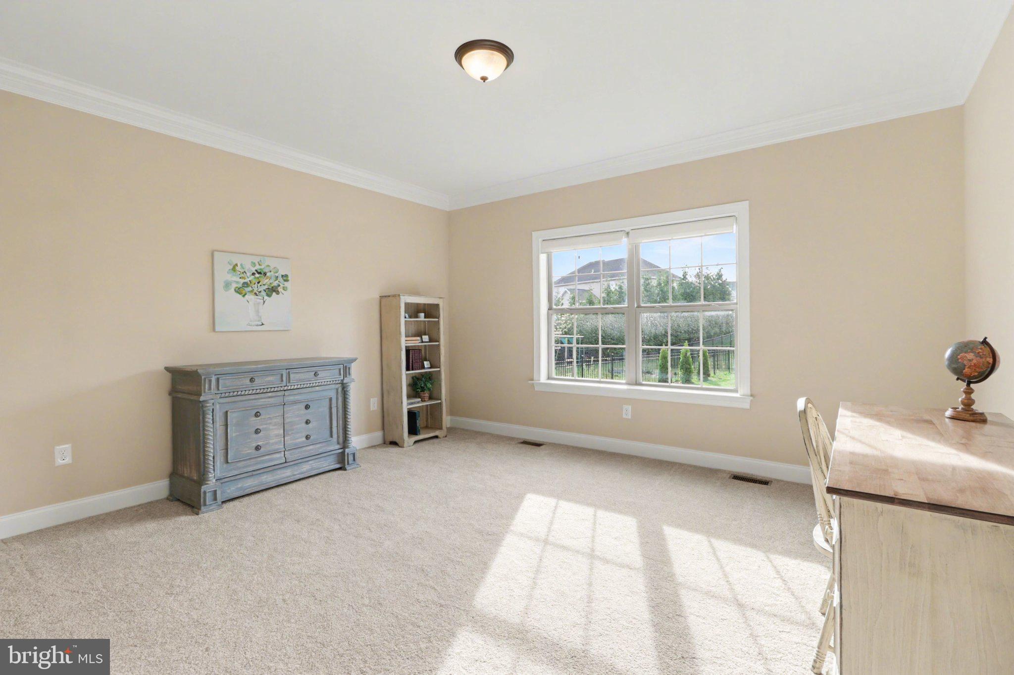 HAMPDEN SUMMIT - Residential