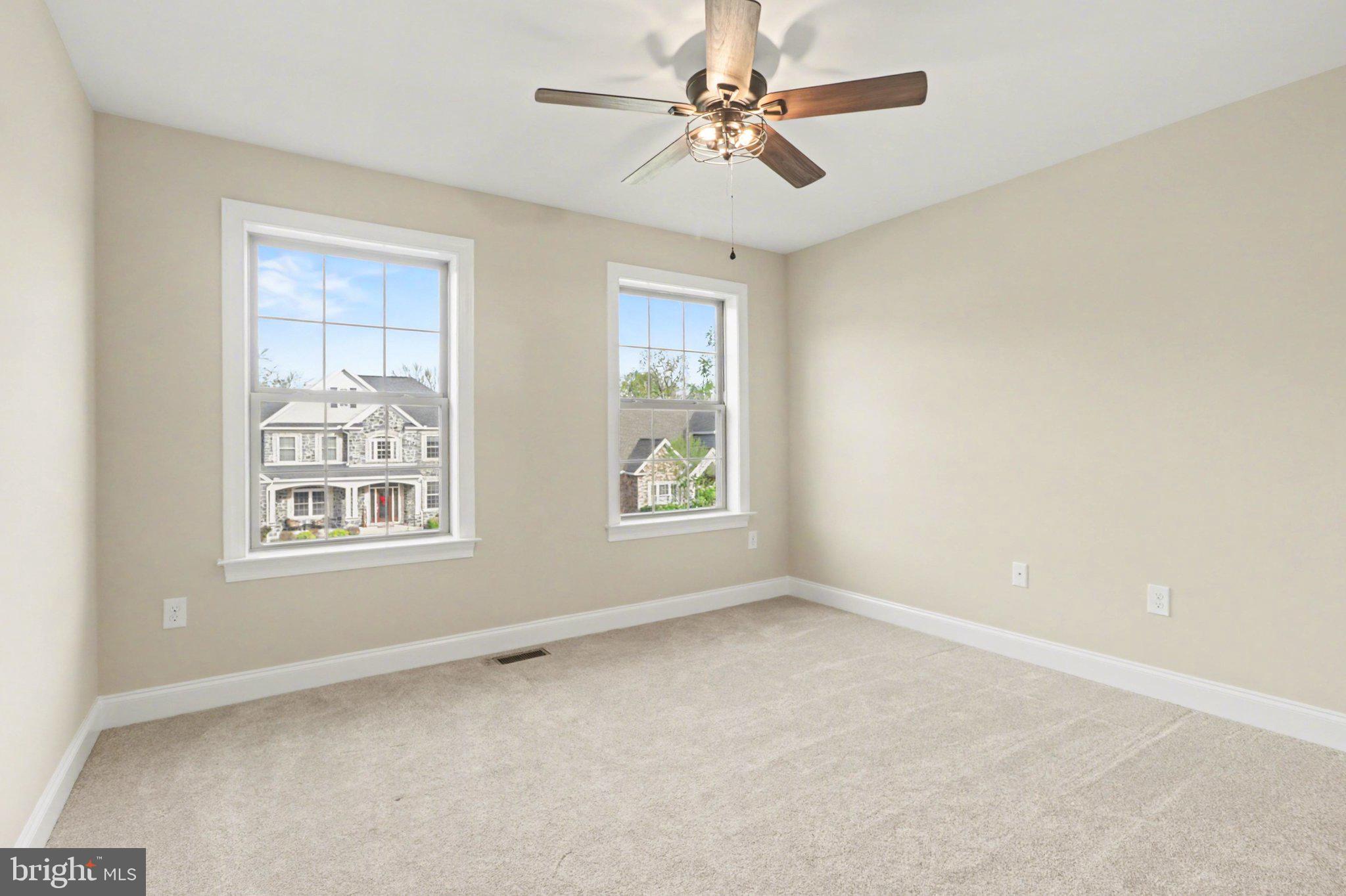 HAMPDEN SUMMIT - Residential