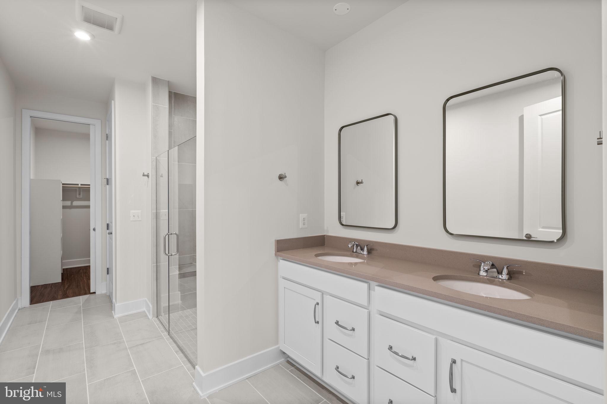 HIATT POINTE AT SNOWDEN BRIDGE - Residential