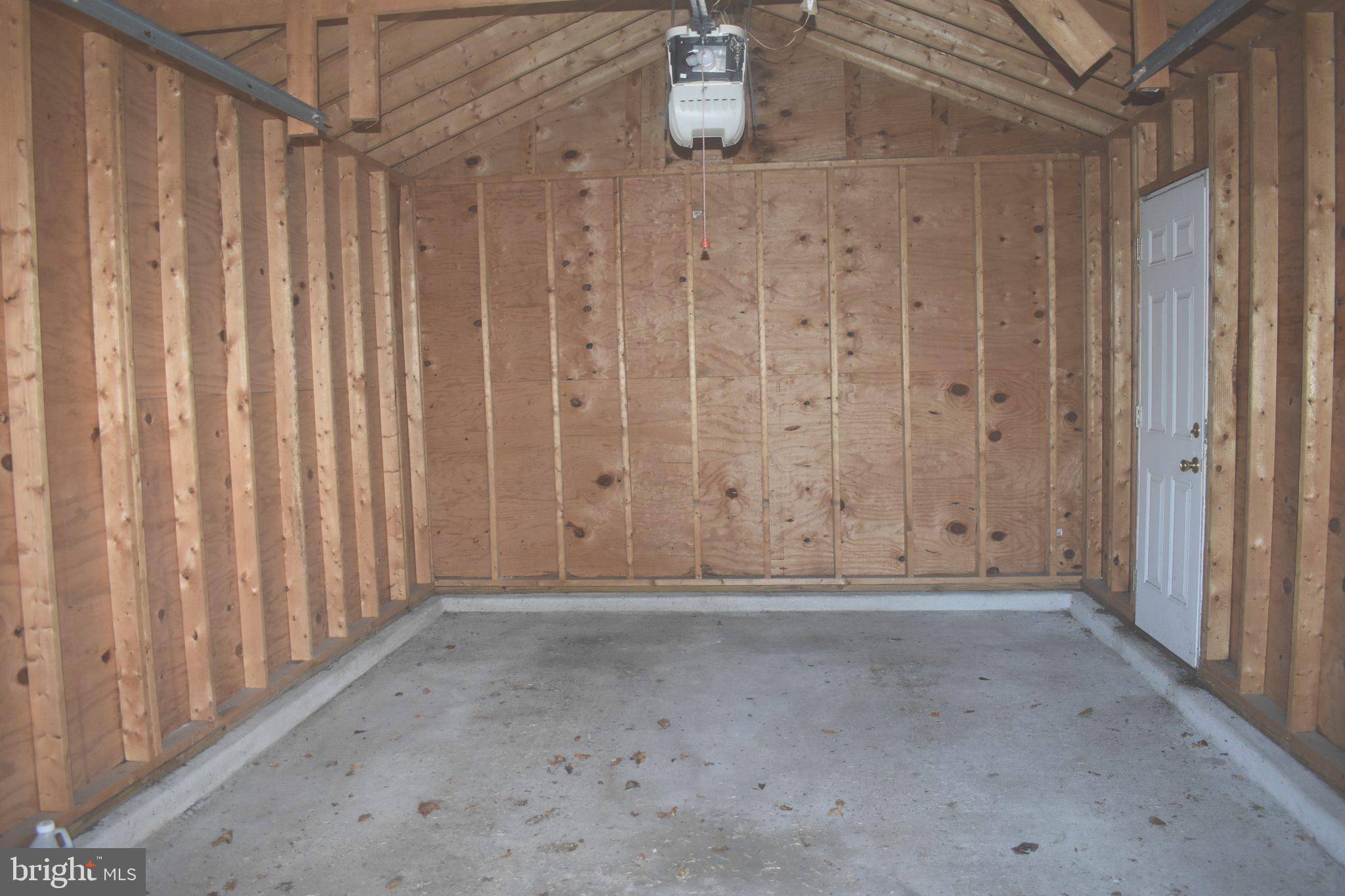 COLMAR MANOR - Residential