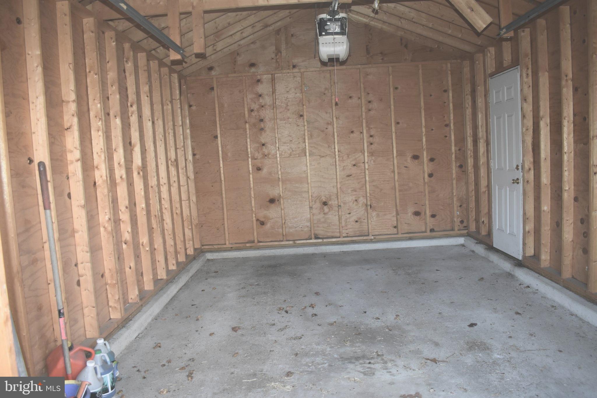 COLMAR MANOR - Residential