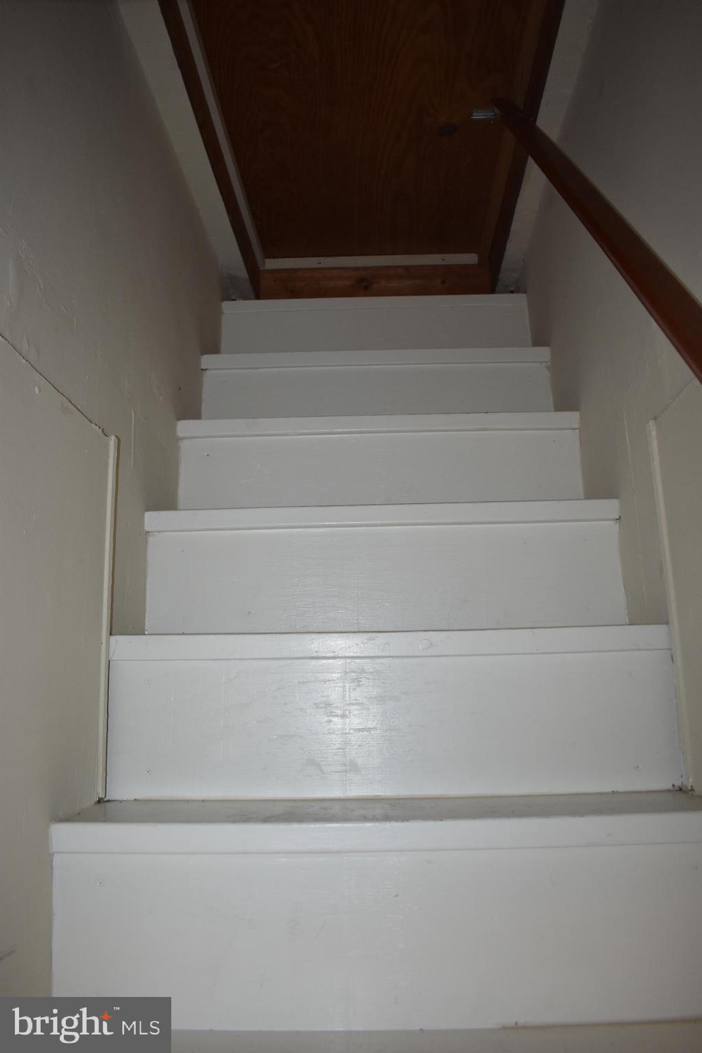 COLMAR MANOR - Residential