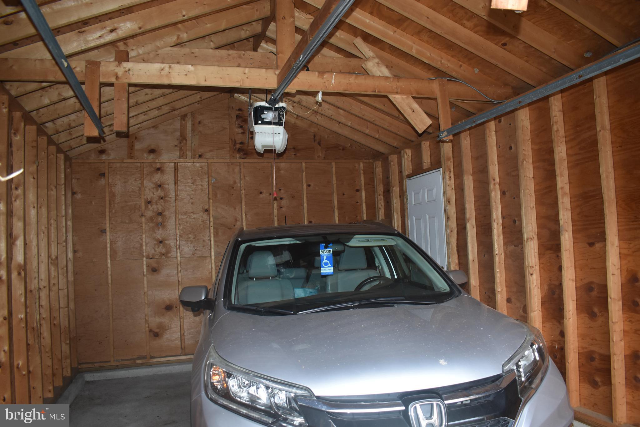 COLMAR MANOR - Residential