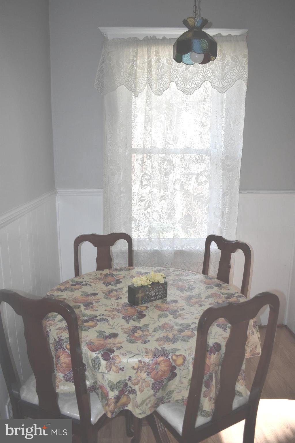 COLMAR MANOR - Residential