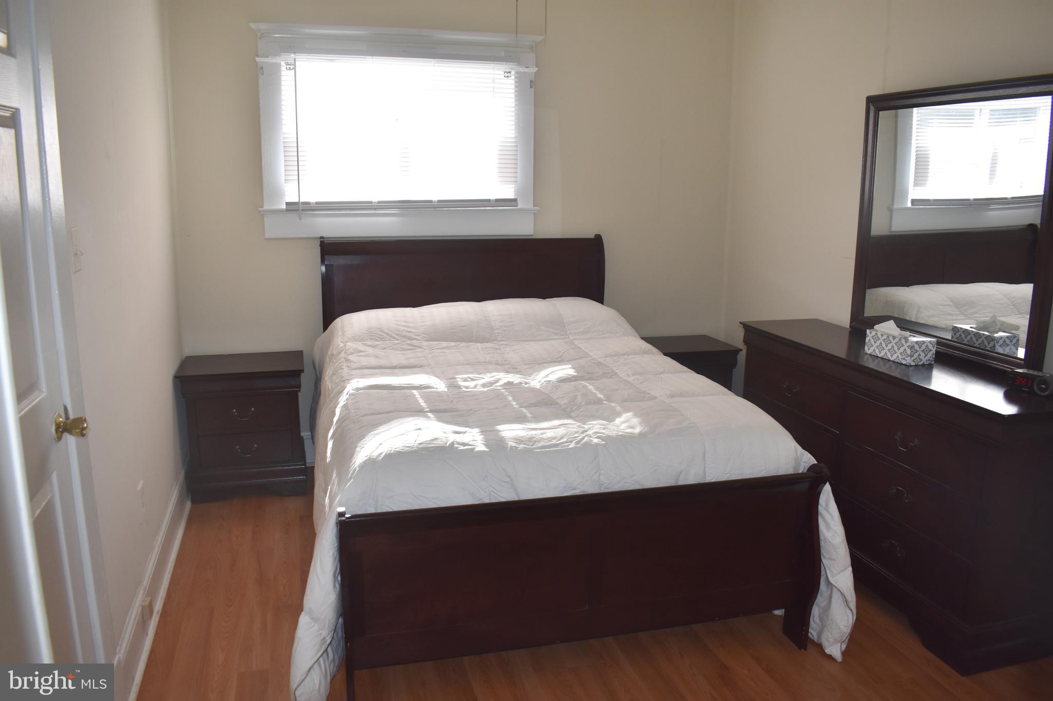 COLMAR MANOR - Residential