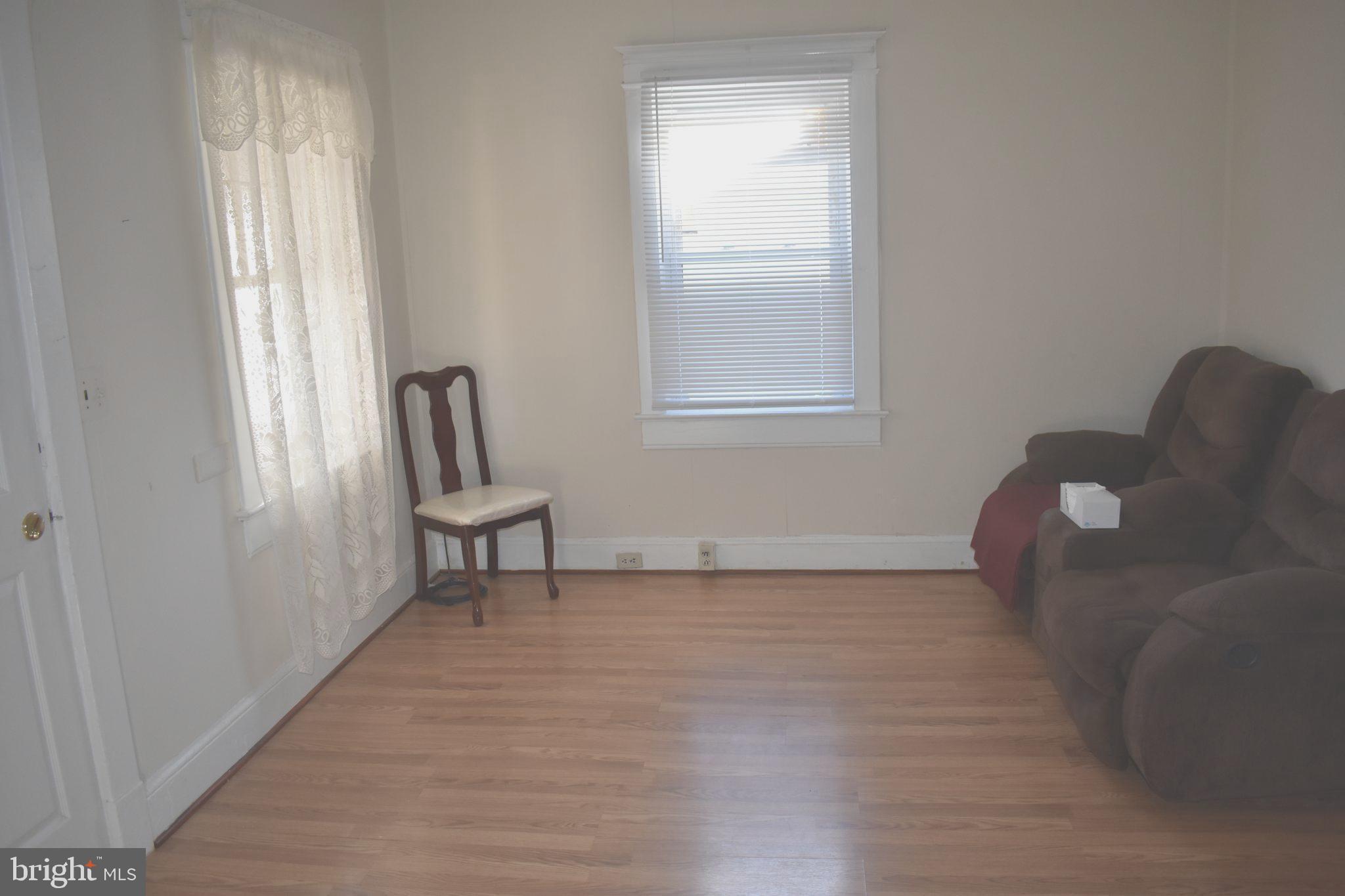 COLMAR MANOR - Residential