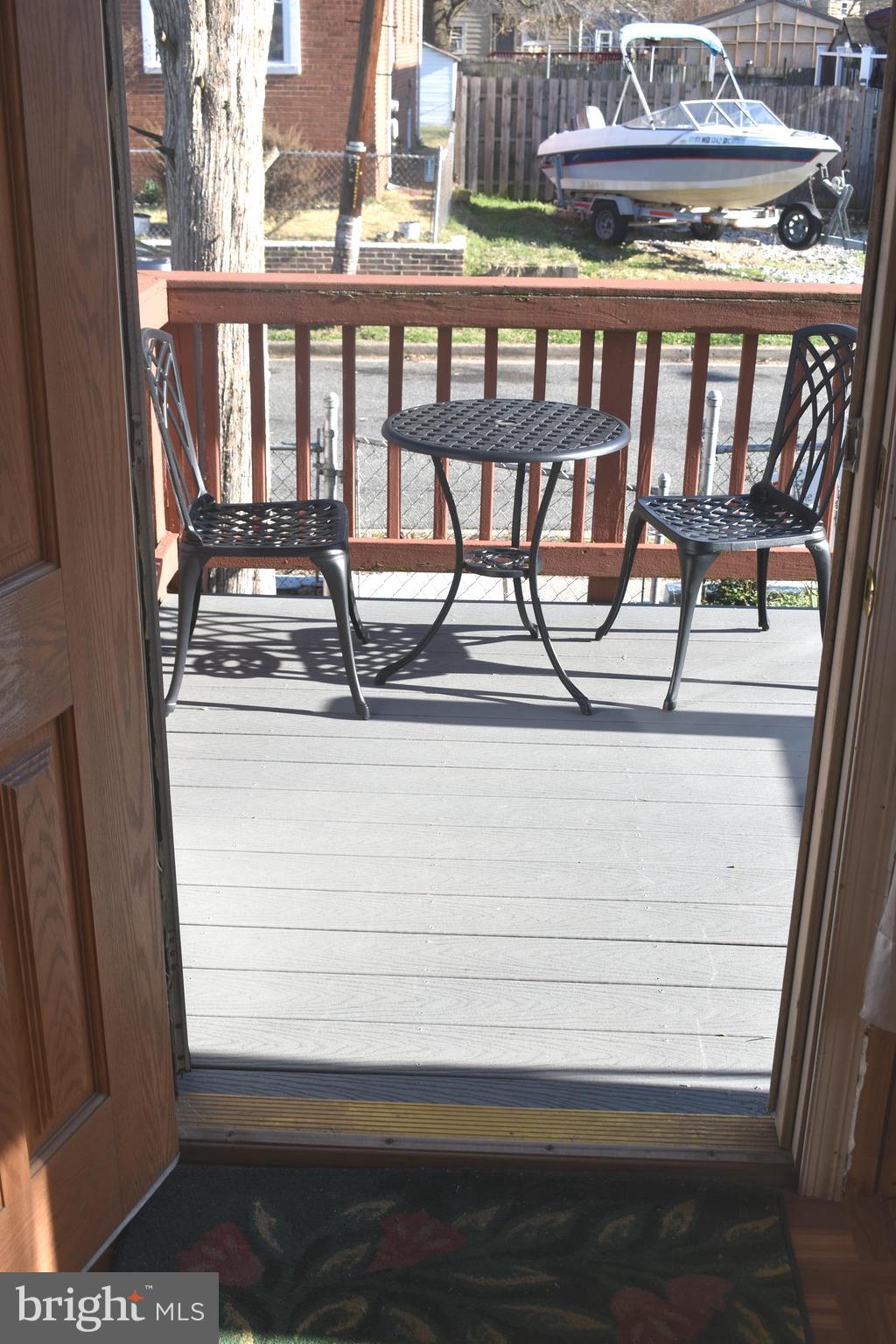 COLMAR MANOR - Residential