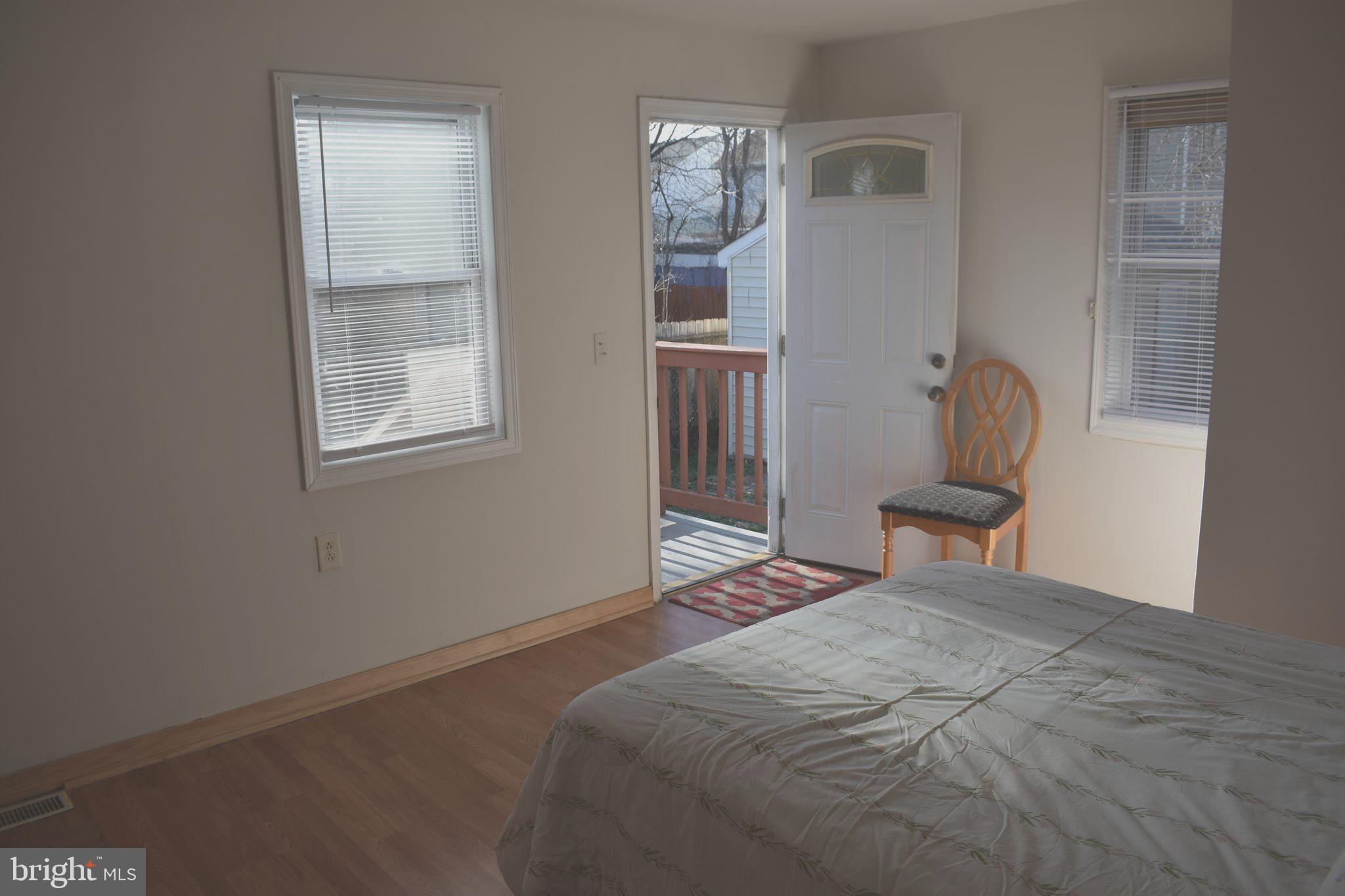 COLMAR MANOR - Residential