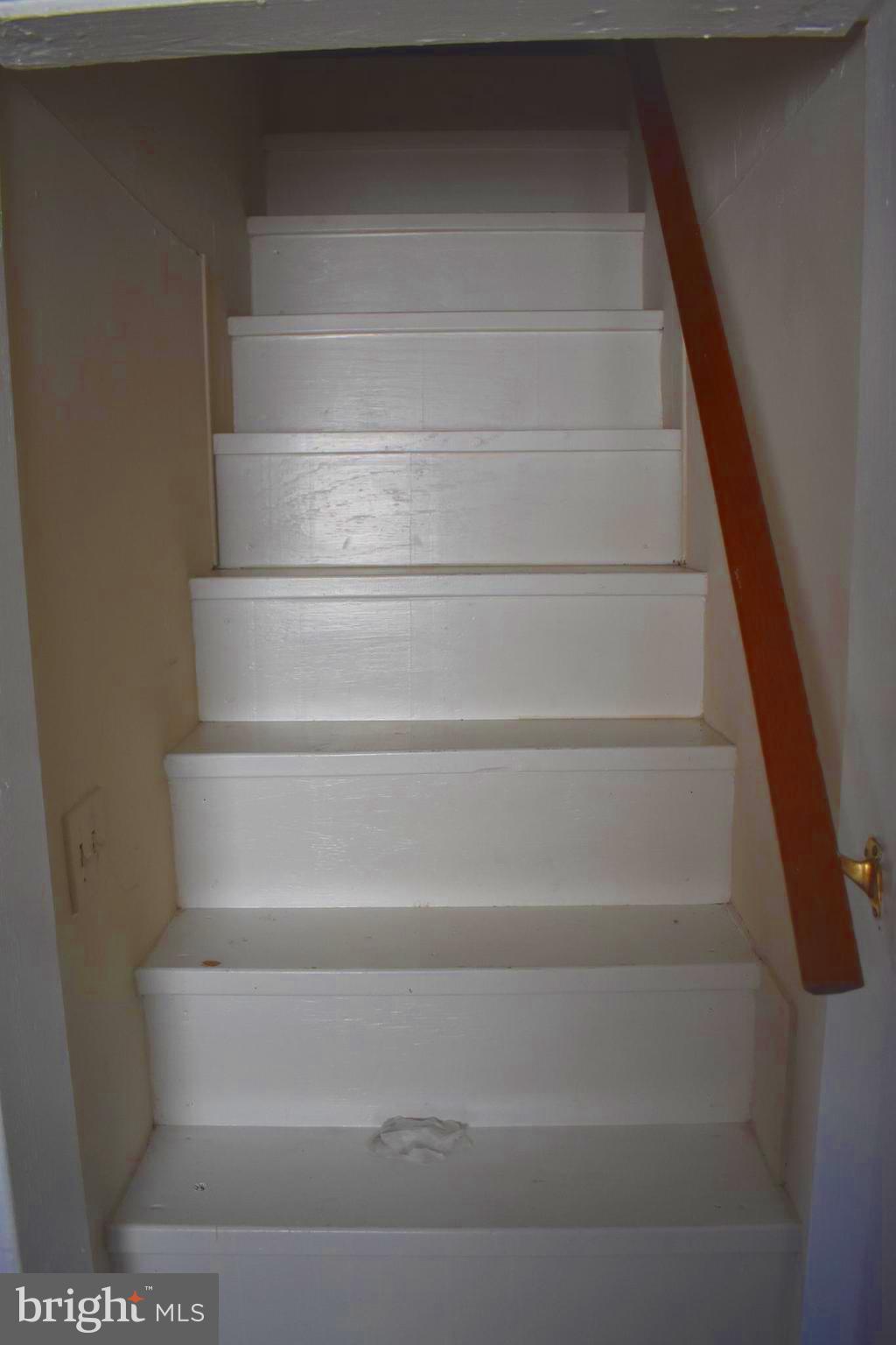 COLMAR MANOR - Residential