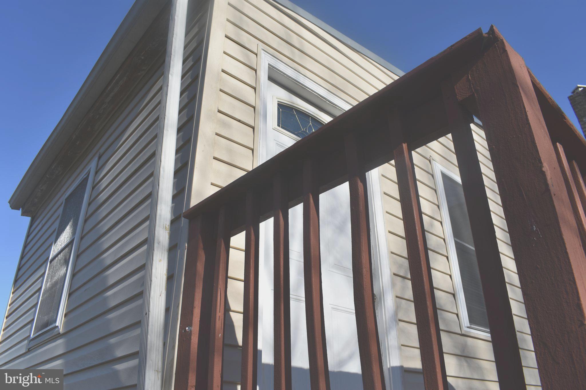 COLMAR MANOR - Residential