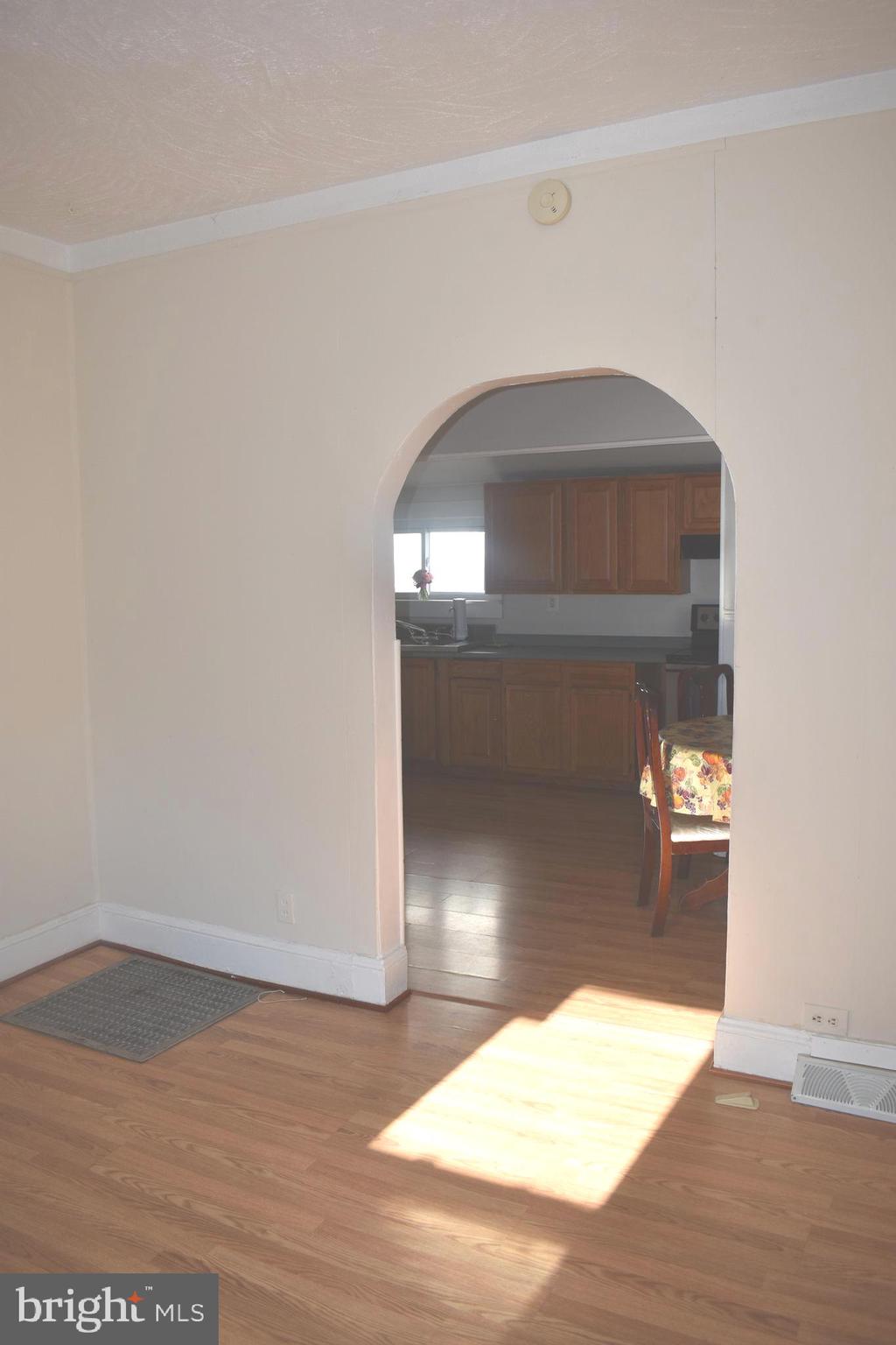 COLMAR MANOR - Residential