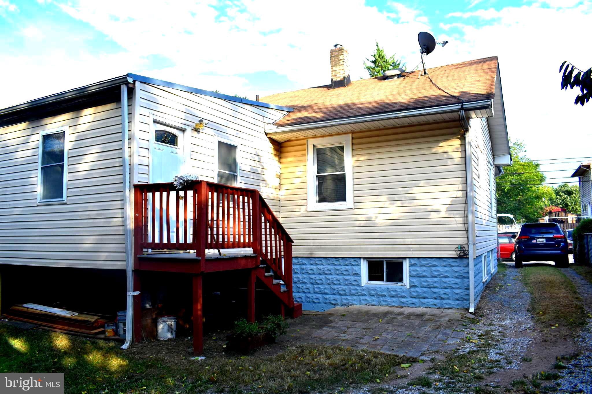 COLMAR MANOR - Residential