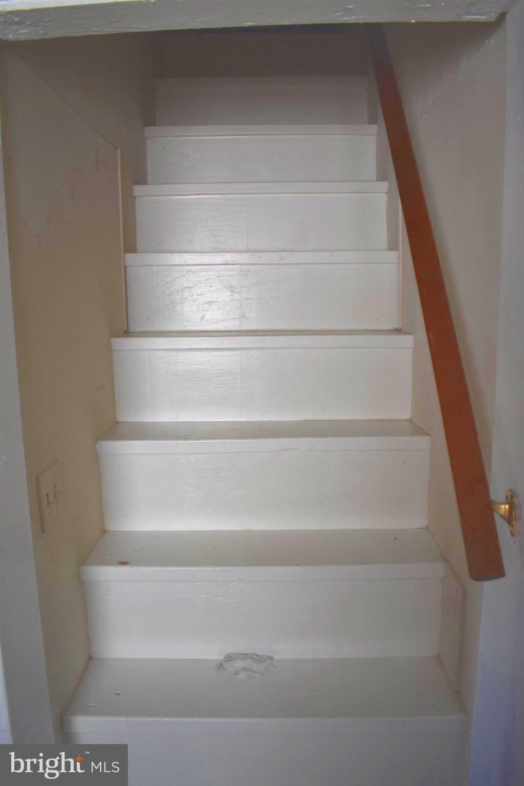 COLMAR MANOR - Residential