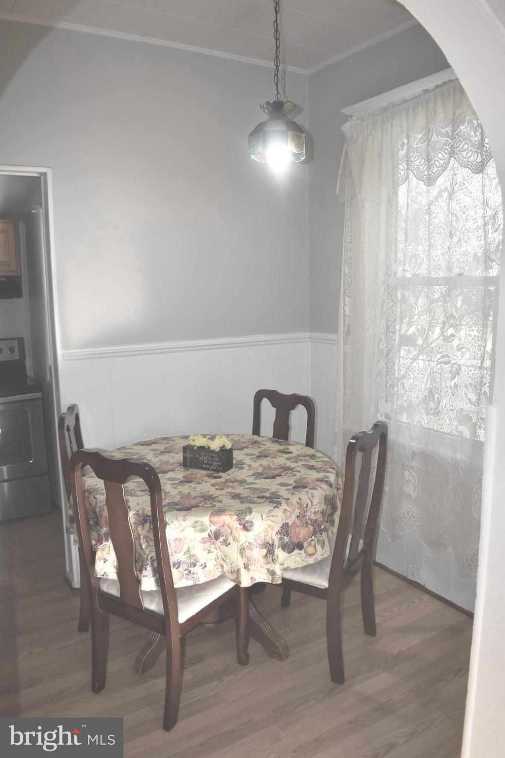 COLMAR MANOR - Residential