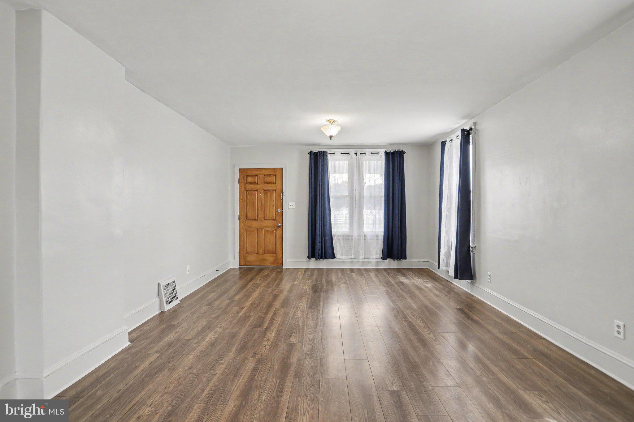 553 1/2 MCALLISTER