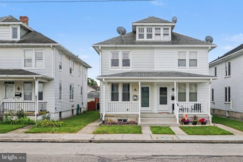 Townhouse For Sale - 553 1/2 Mcallister St<br/> York County, HANOVER, PA 17331