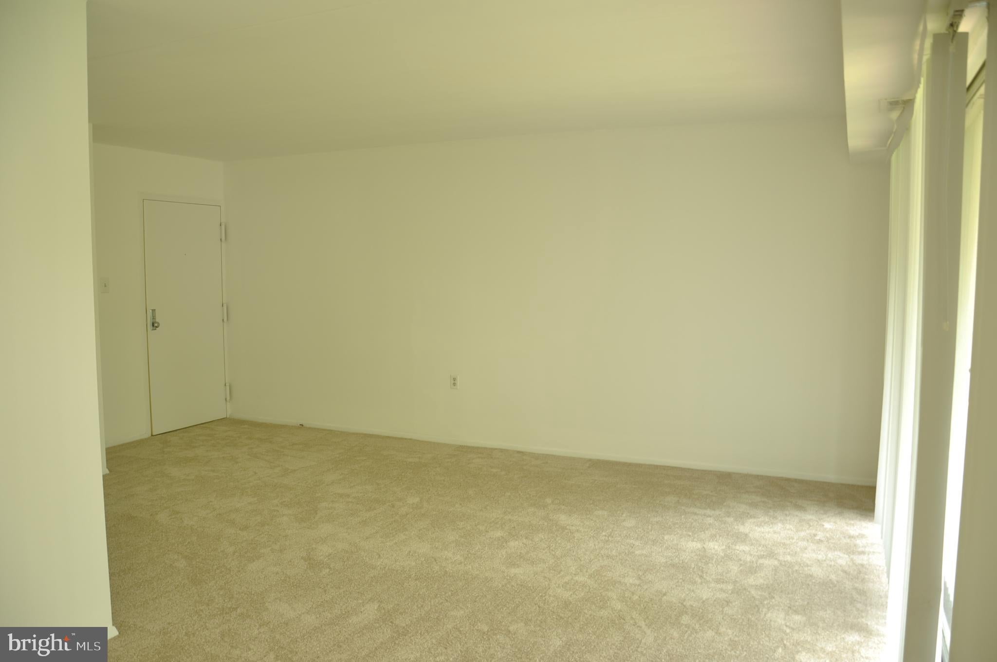 125 CLUBHOUSE DRIVE U SW 6
