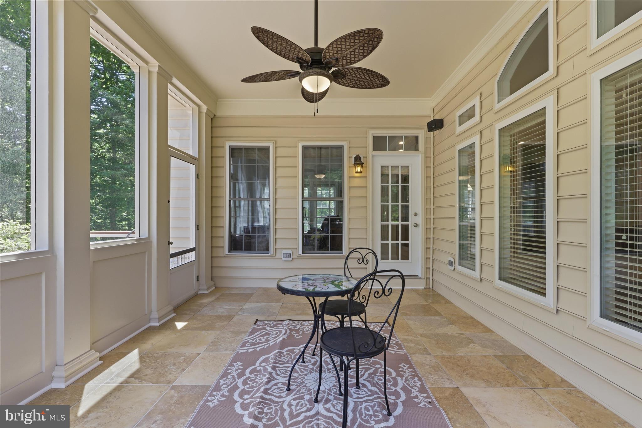 SMITH LAKE ESTATES - Residential