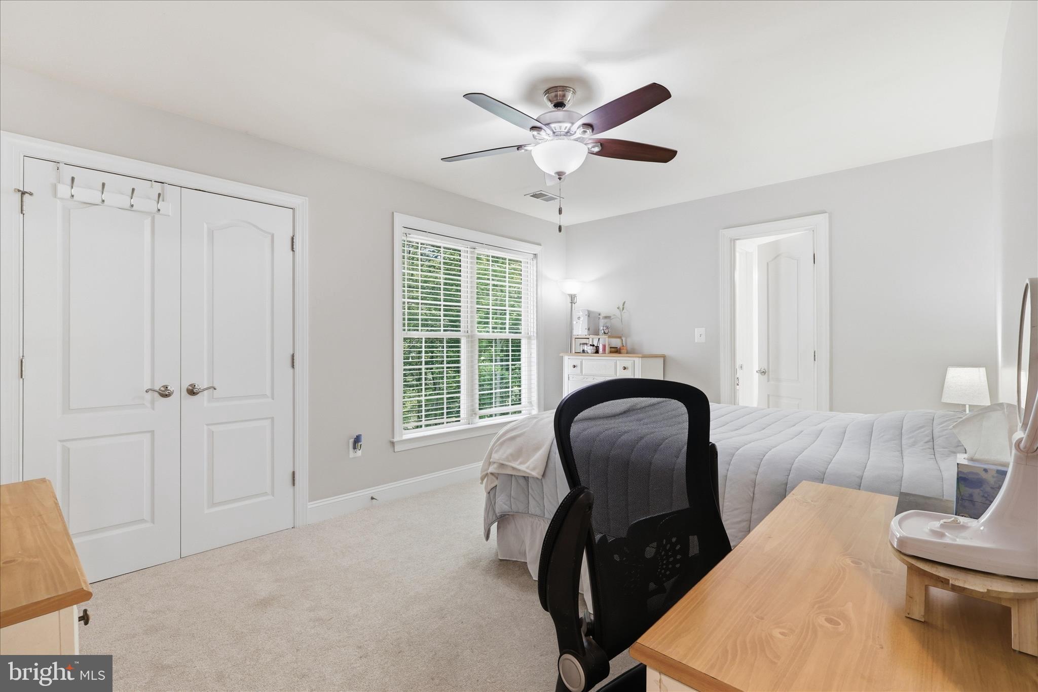 SMITH LAKE ESTATES - Residential