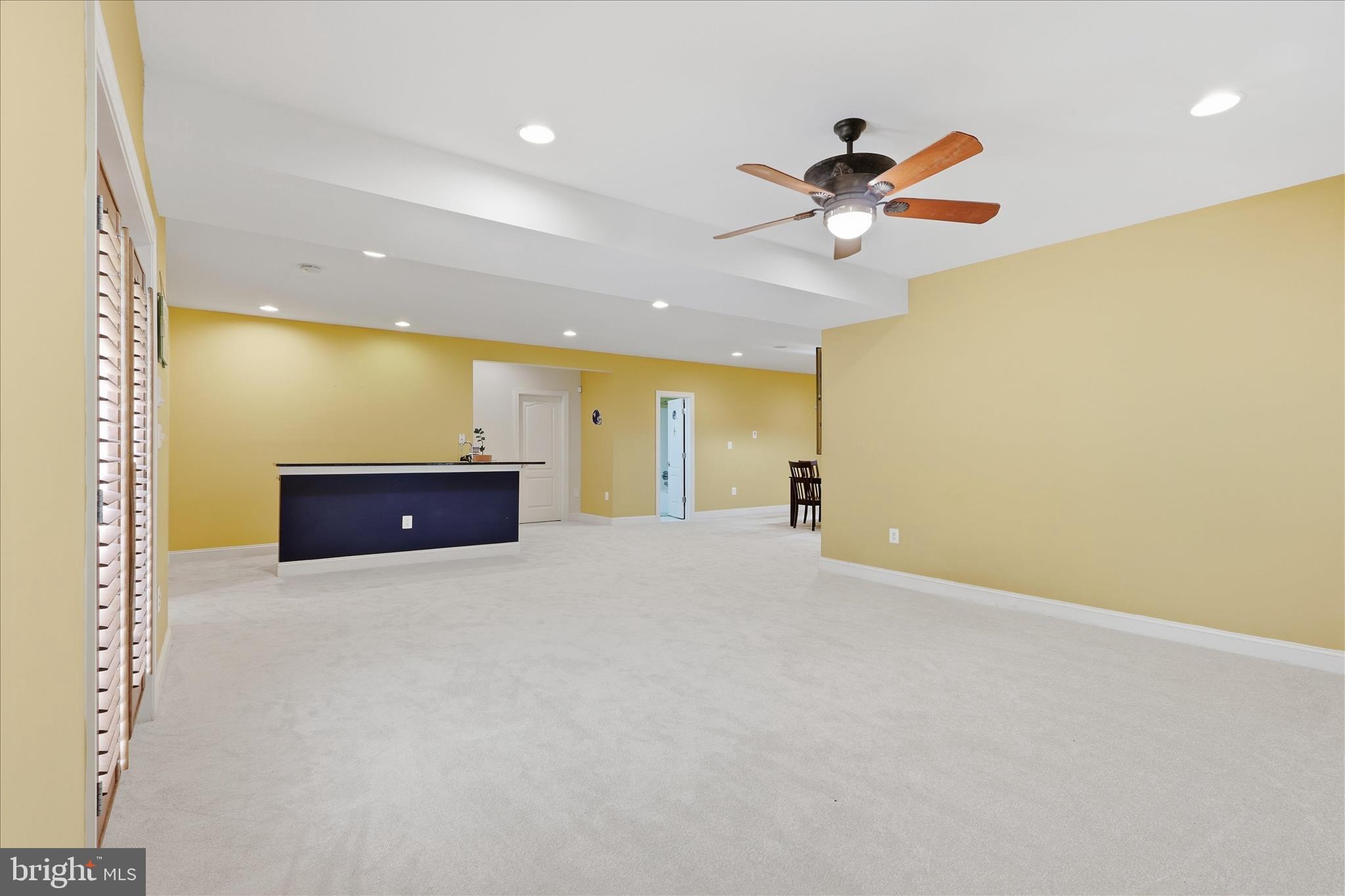 SMITH LAKE ESTATES - Residential