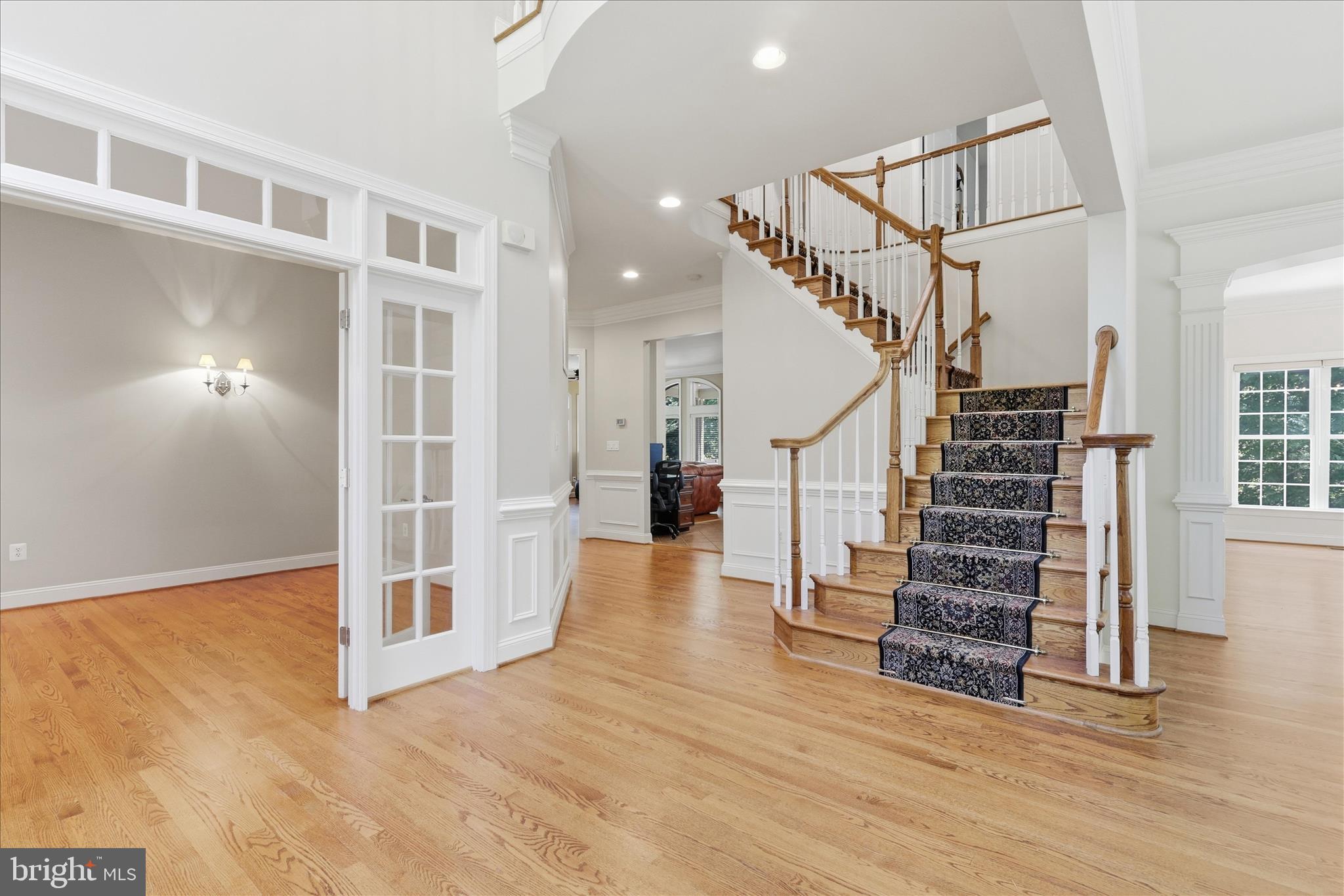 SMITH LAKE ESTATES - Residential