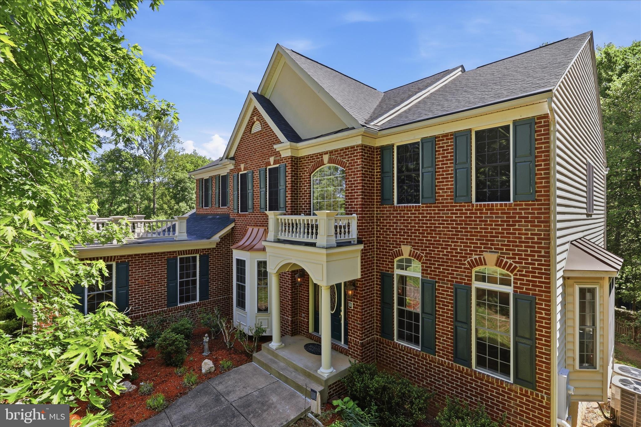 SMITH LAKE ESTATES - Residential