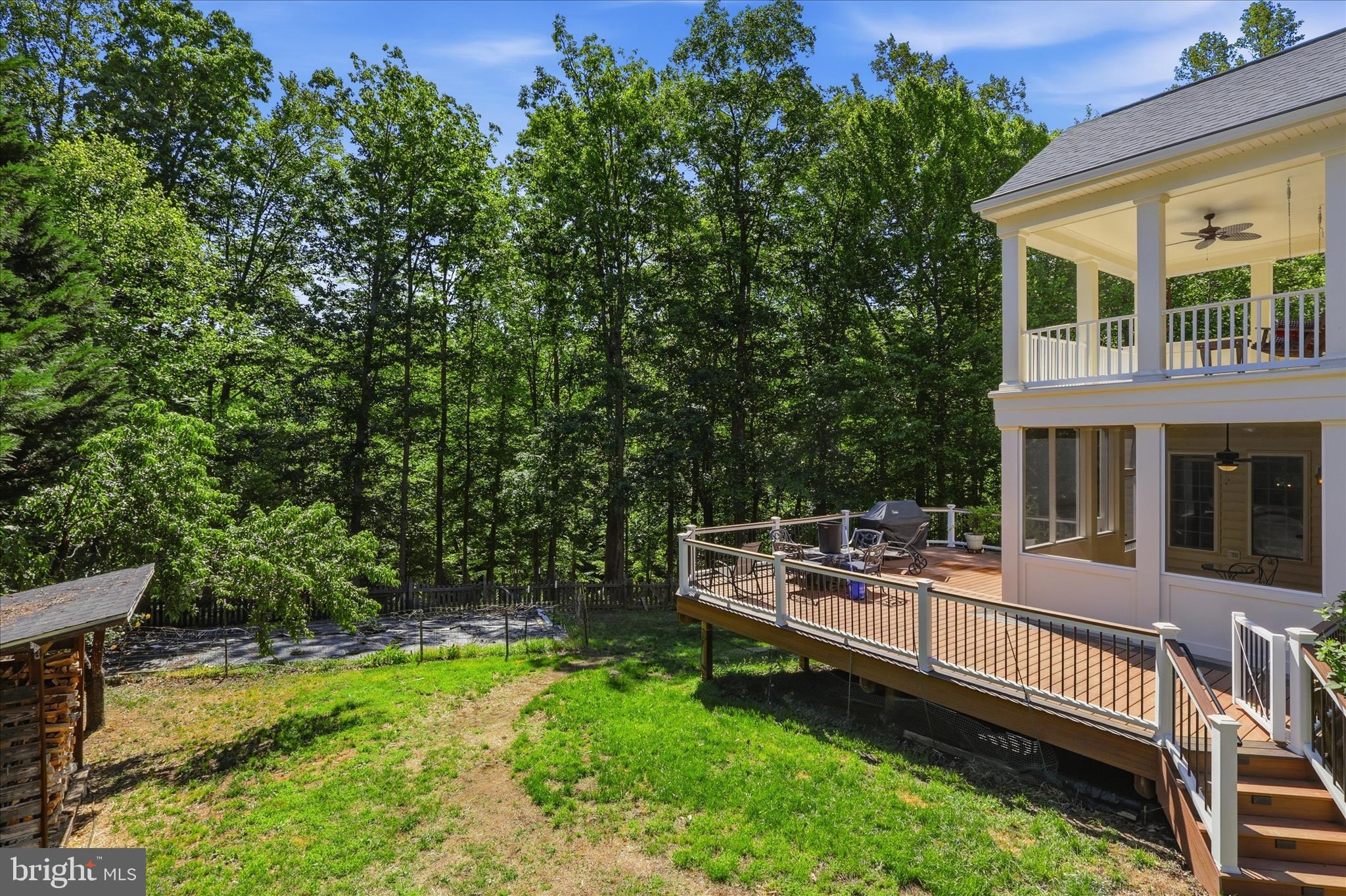 SMITH LAKE ESTATES - Residential
