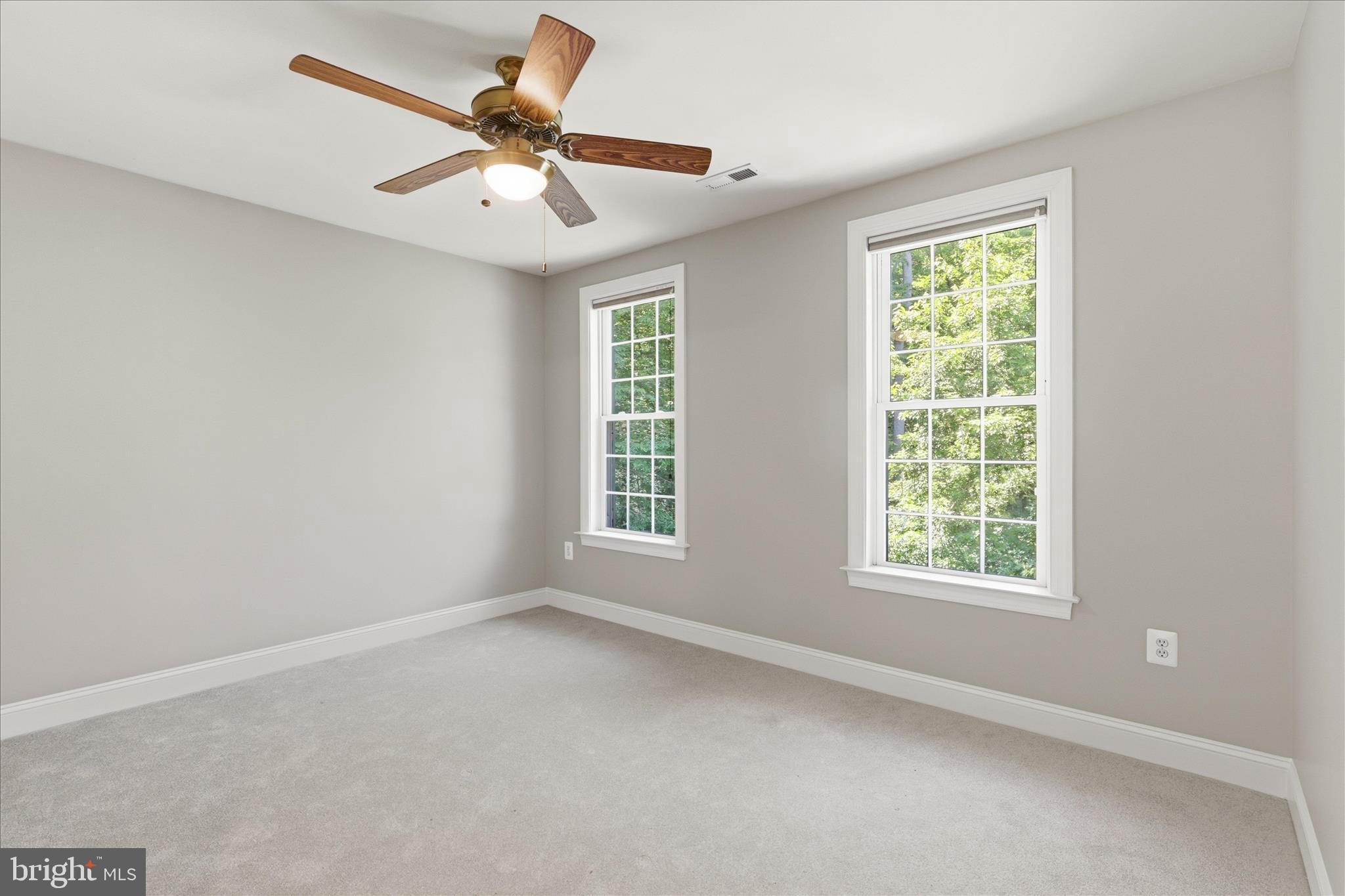 SMITH LAKE ESTATES - Residential