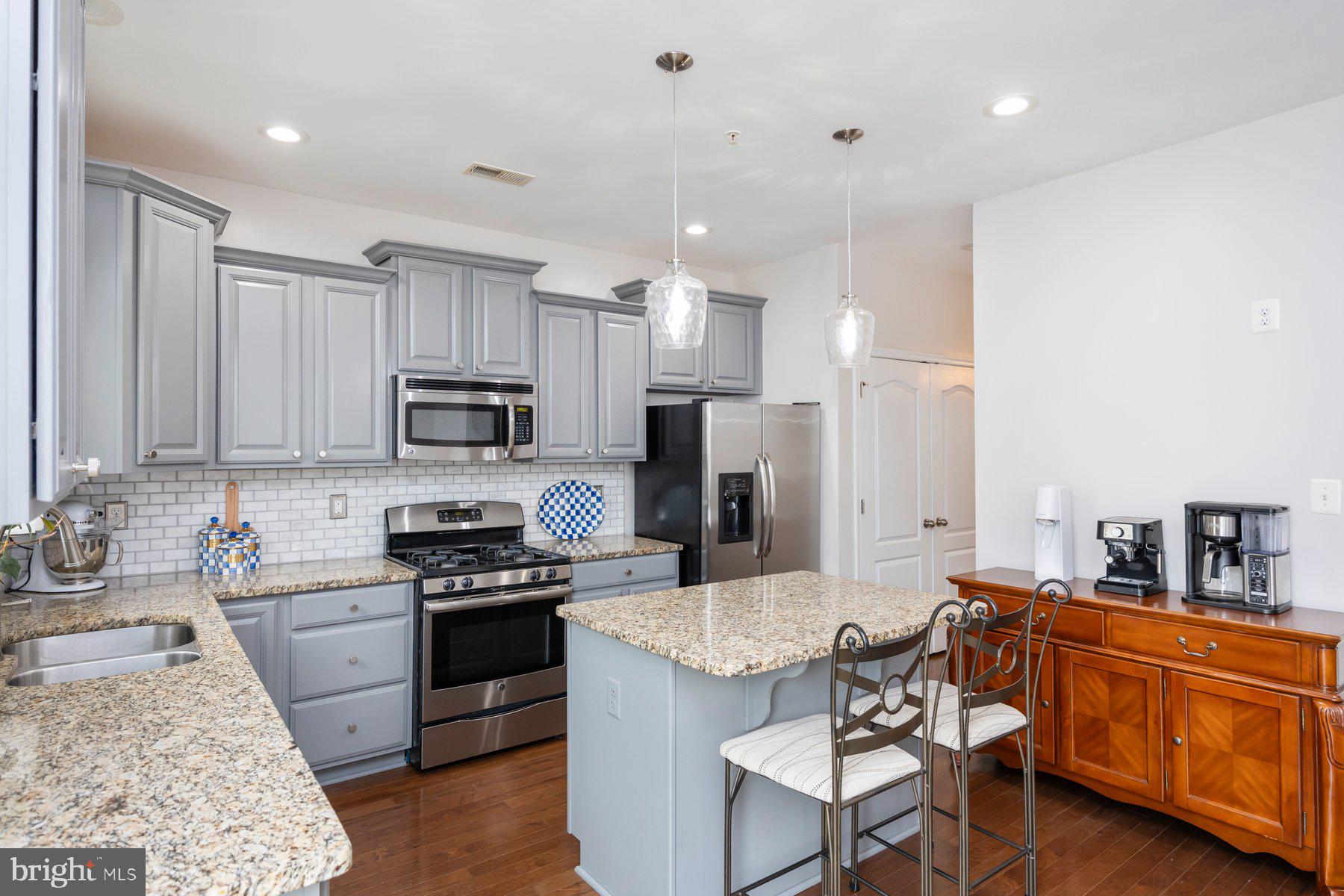 7649 TIMBERCROSS LANE