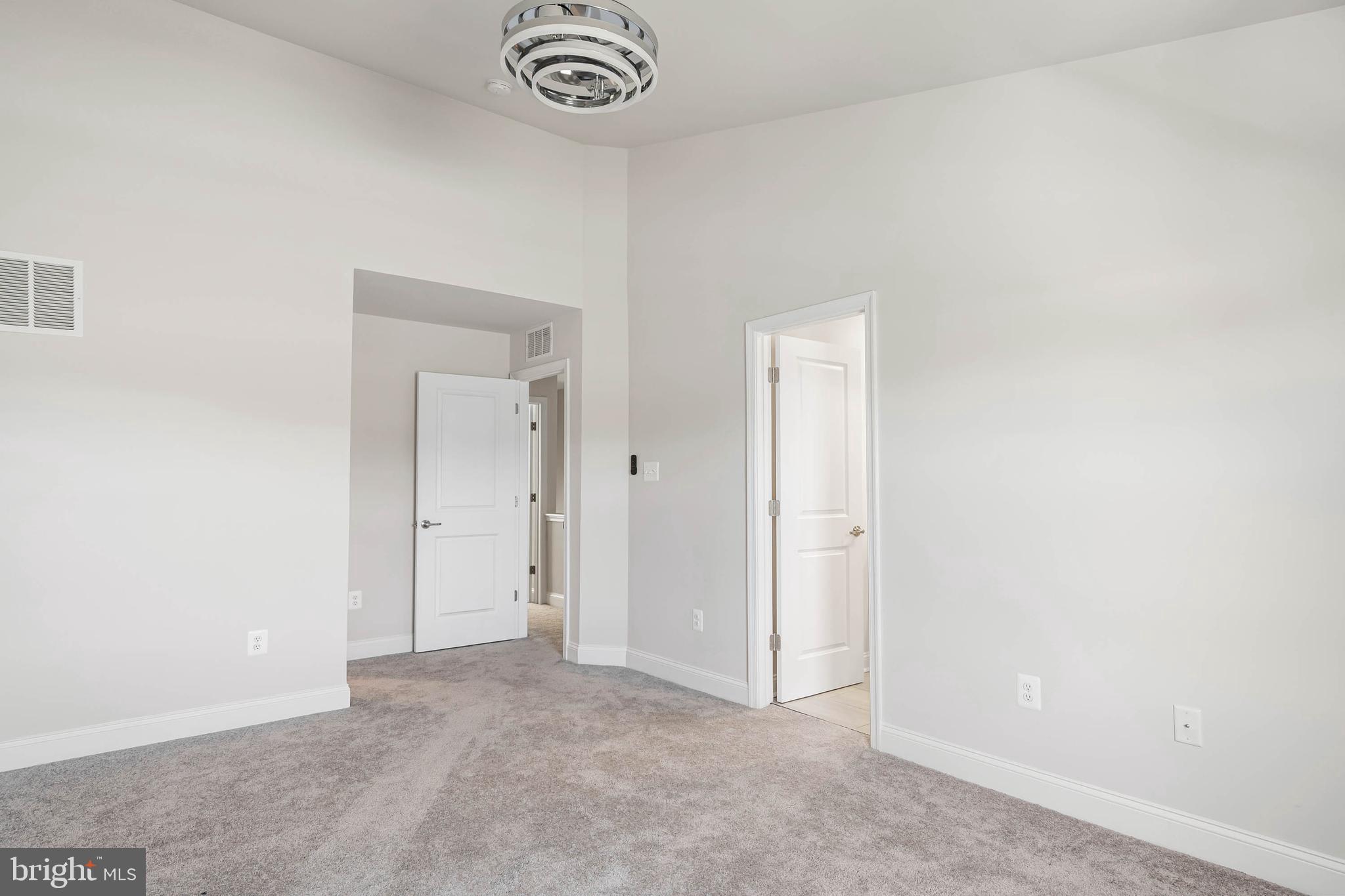 PLANTATION LAKES - Residential Lease