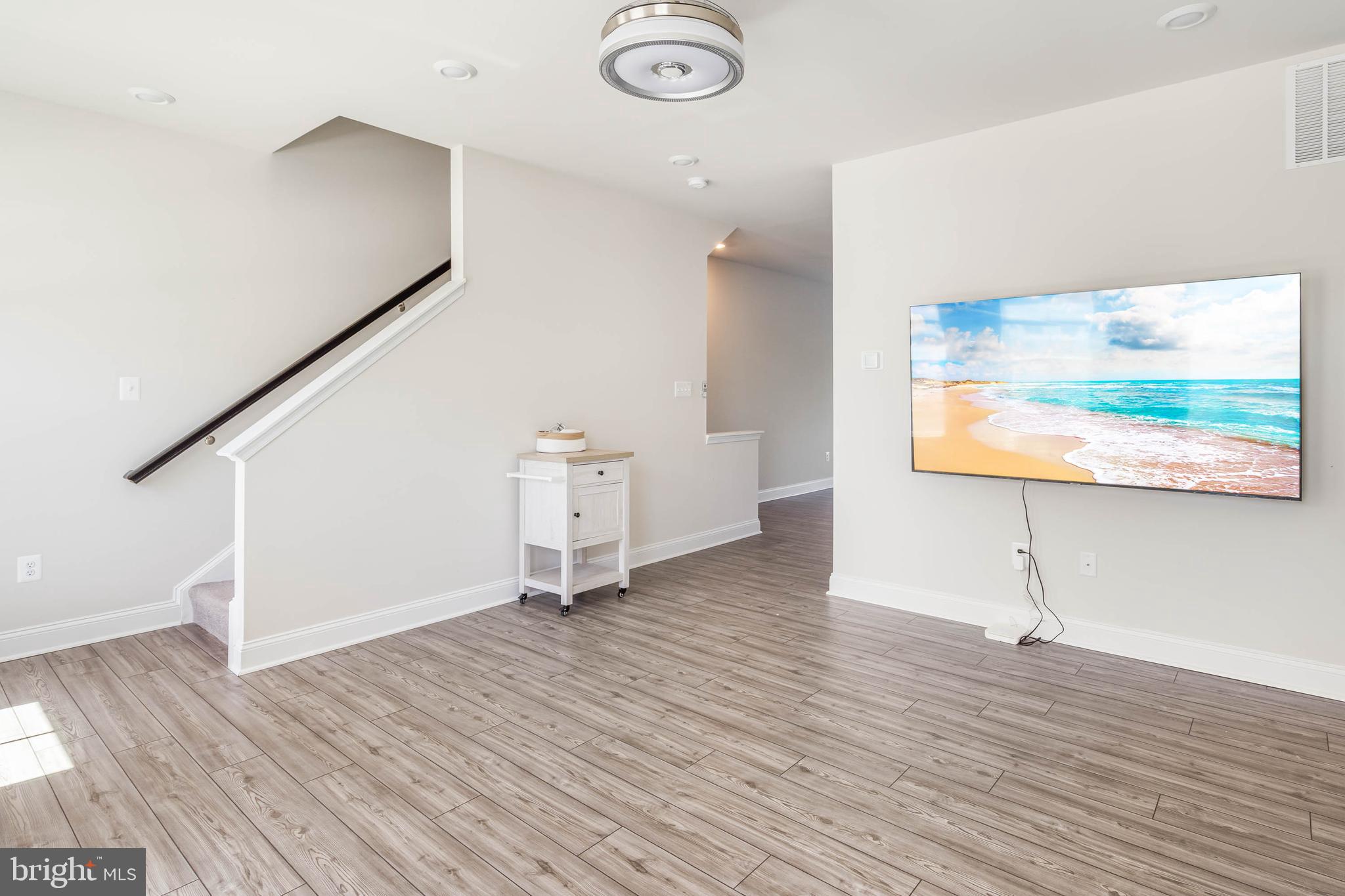 PLANTATION LAKES - Residential Lease