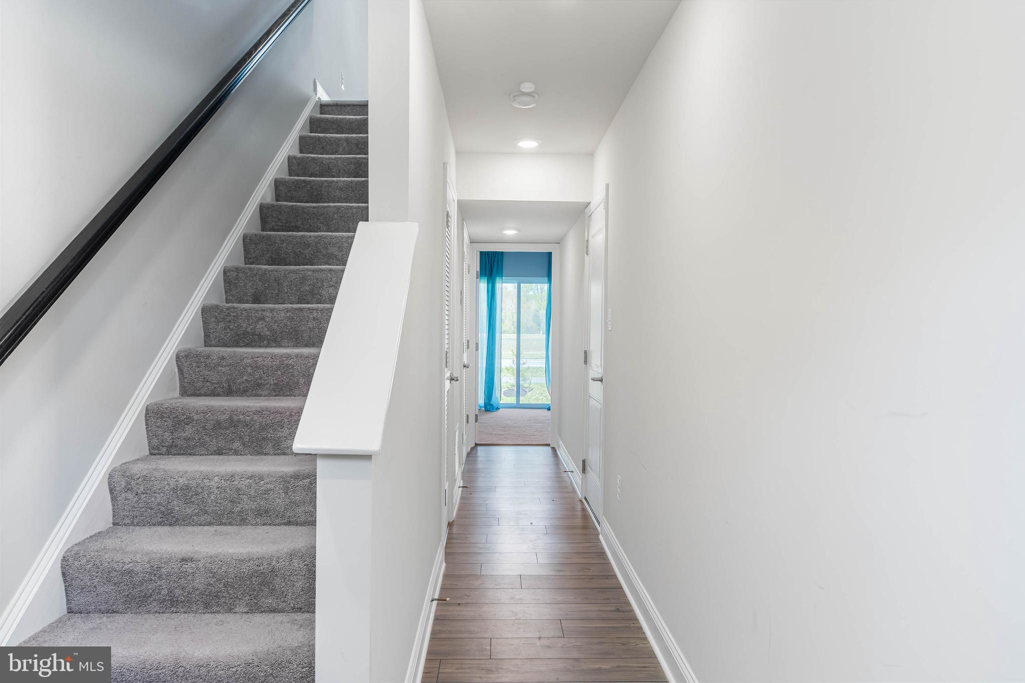 PLANTATION LAKES - Residential Lease