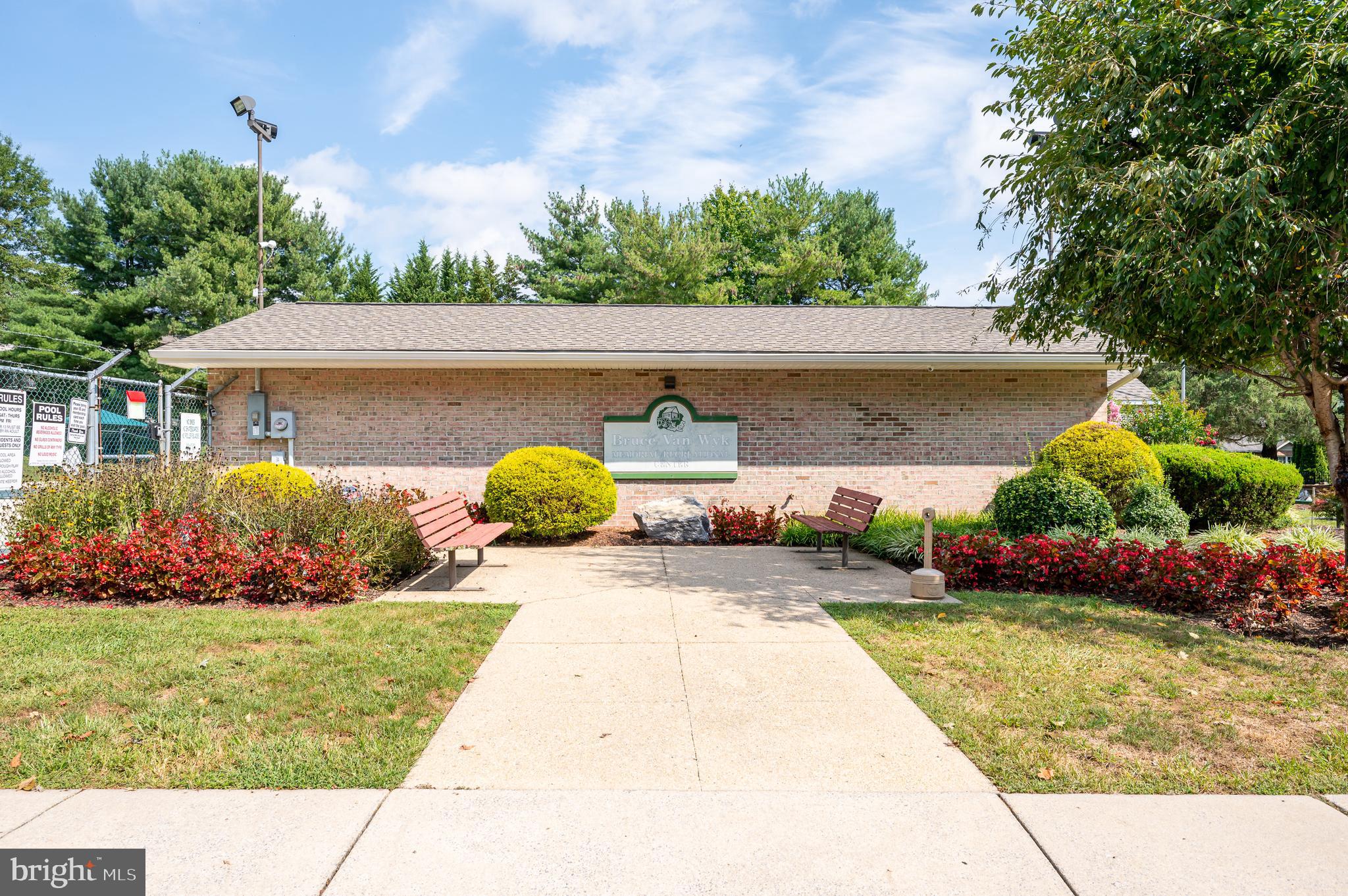 SPRING MILLS - Residential