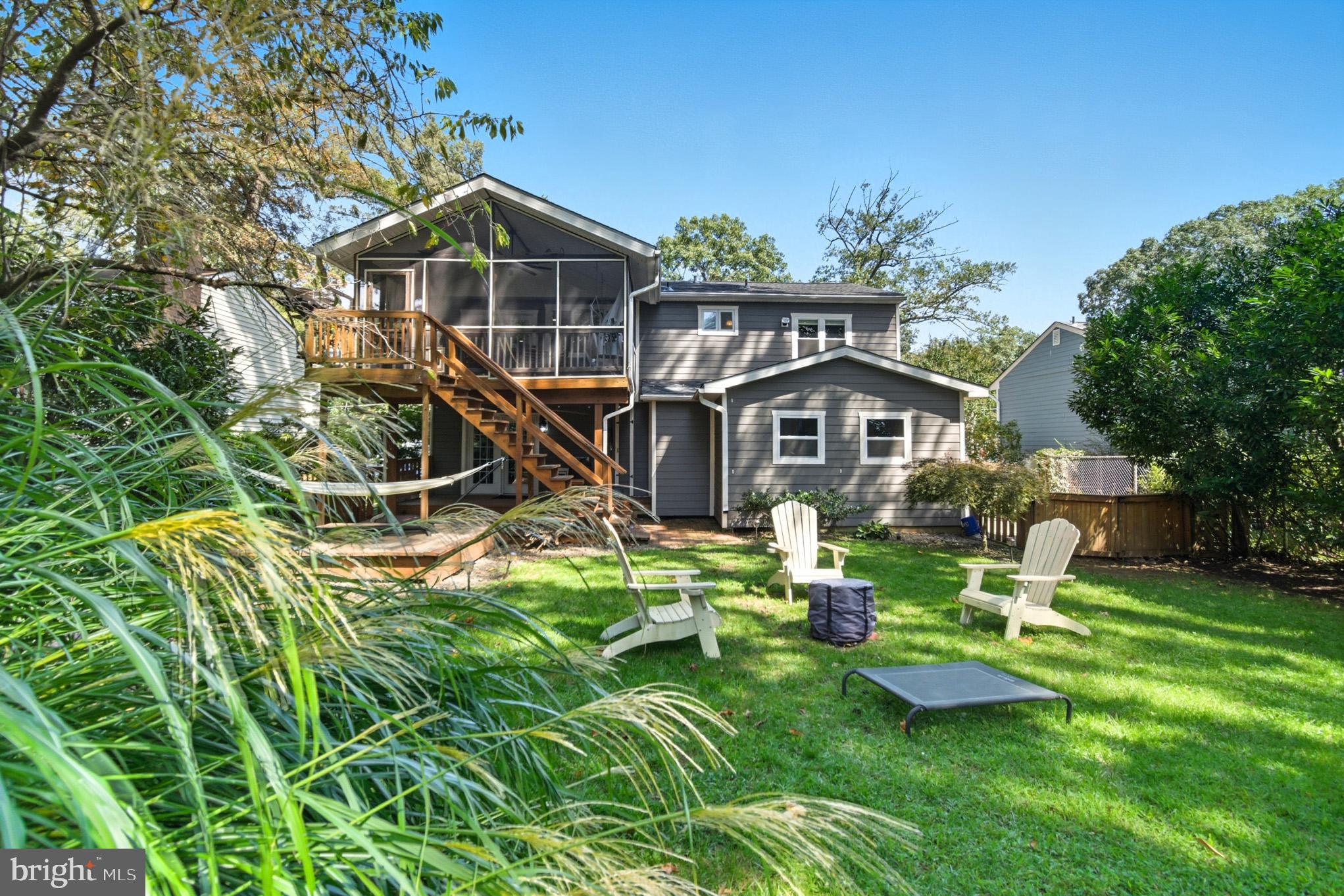 SUNRISE BEACH - Residential