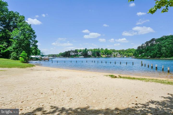 SUNRISE BEACH - Residential