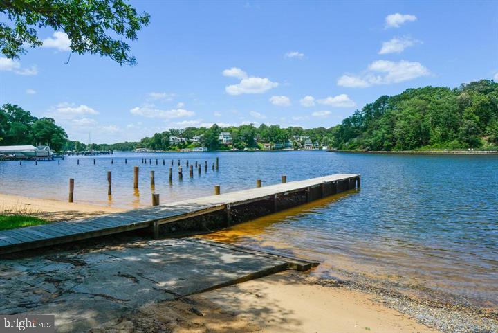 SUNRISE BEACH - Residential