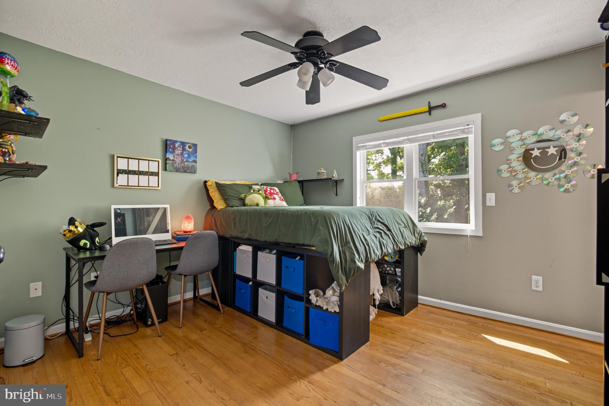 SUNRISE BEACH - Residential