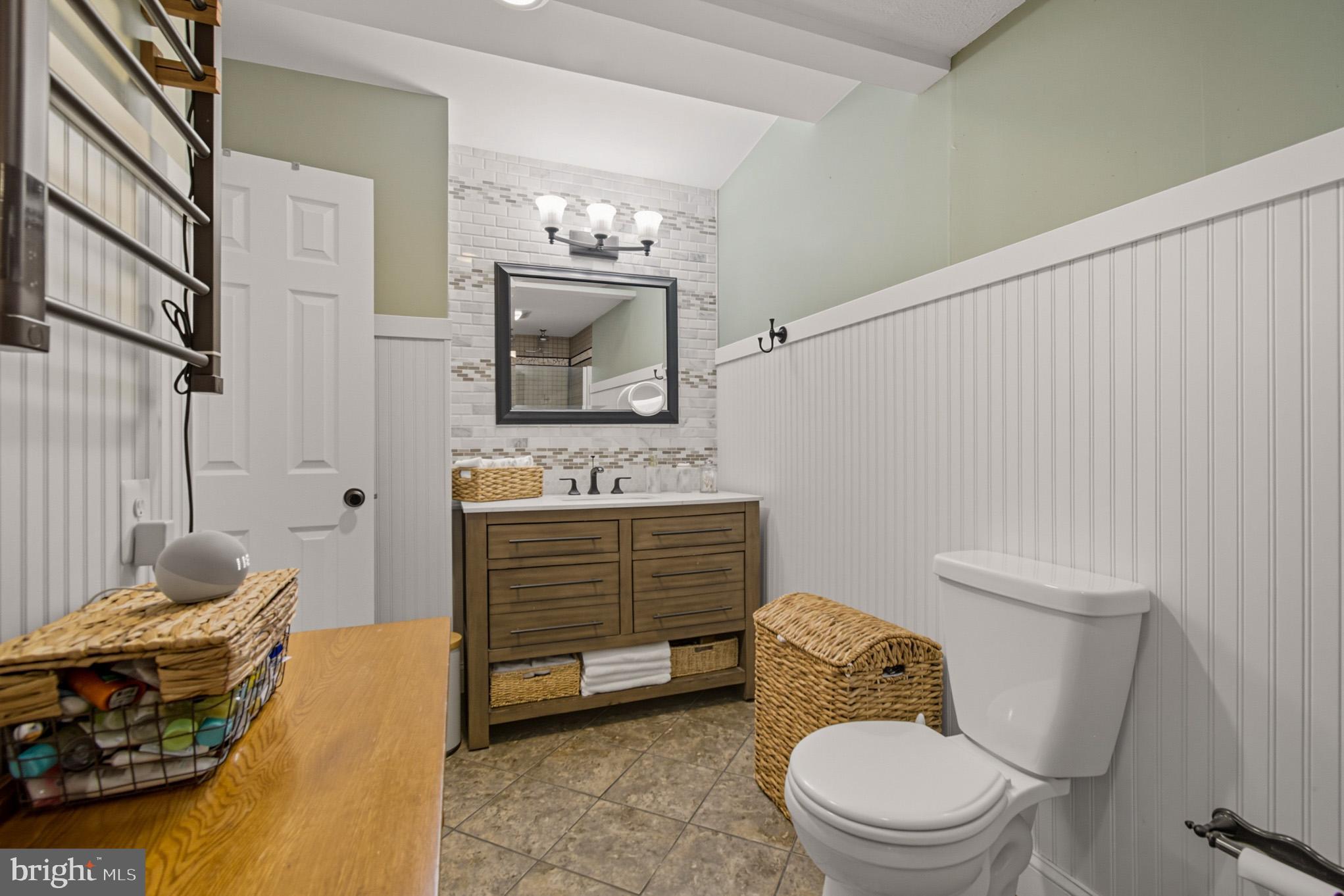 SUNRISE BEACH - Residential