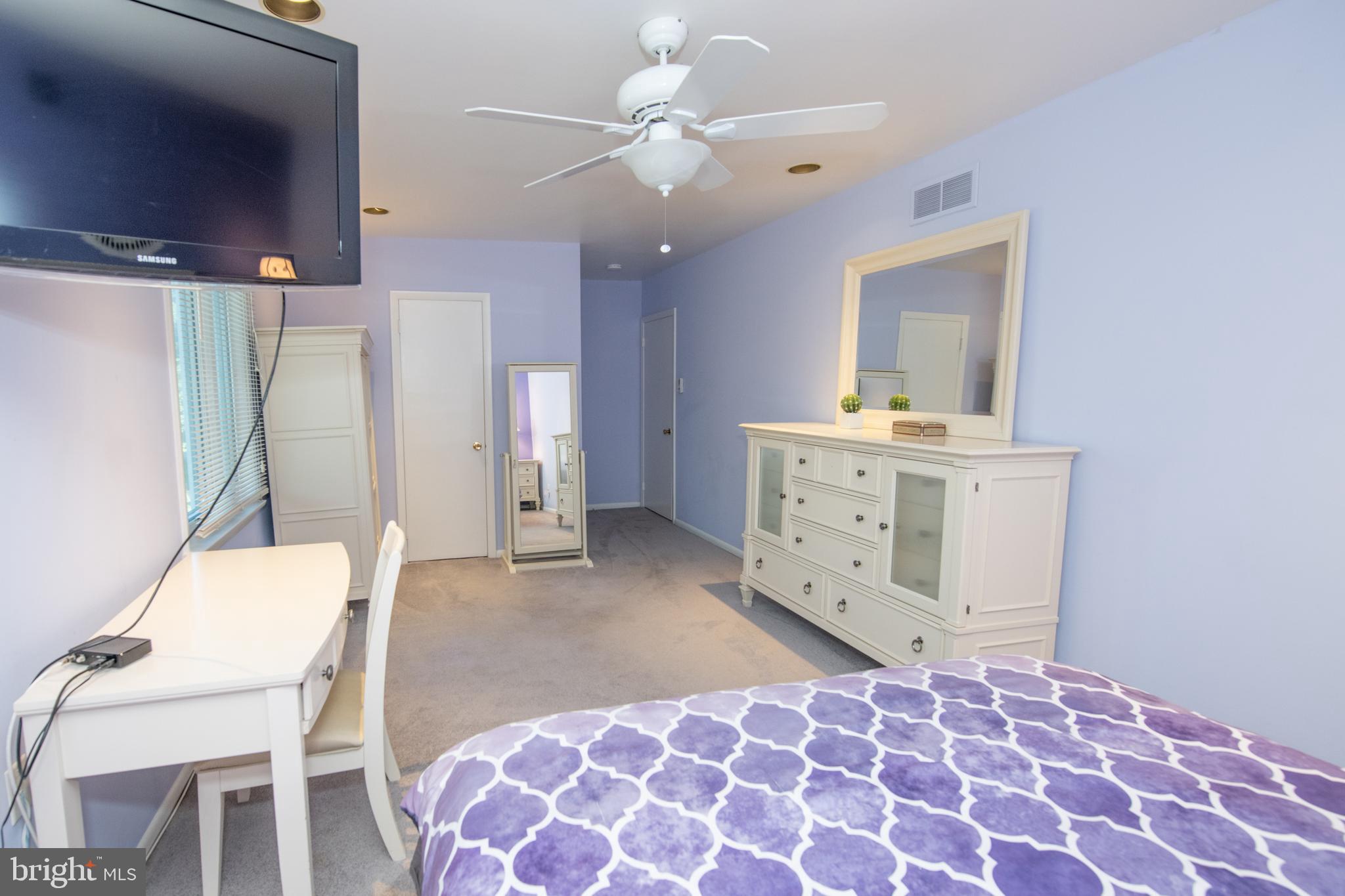 HUNTINGDON VALLEY - Residential