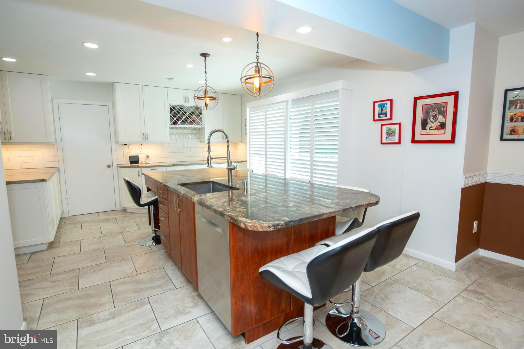 HUNTINGDON VALLEY - Residential