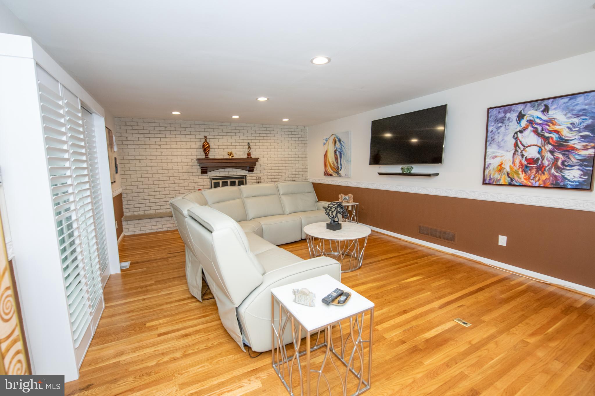 HUNTINGDON VALLEY - Residential