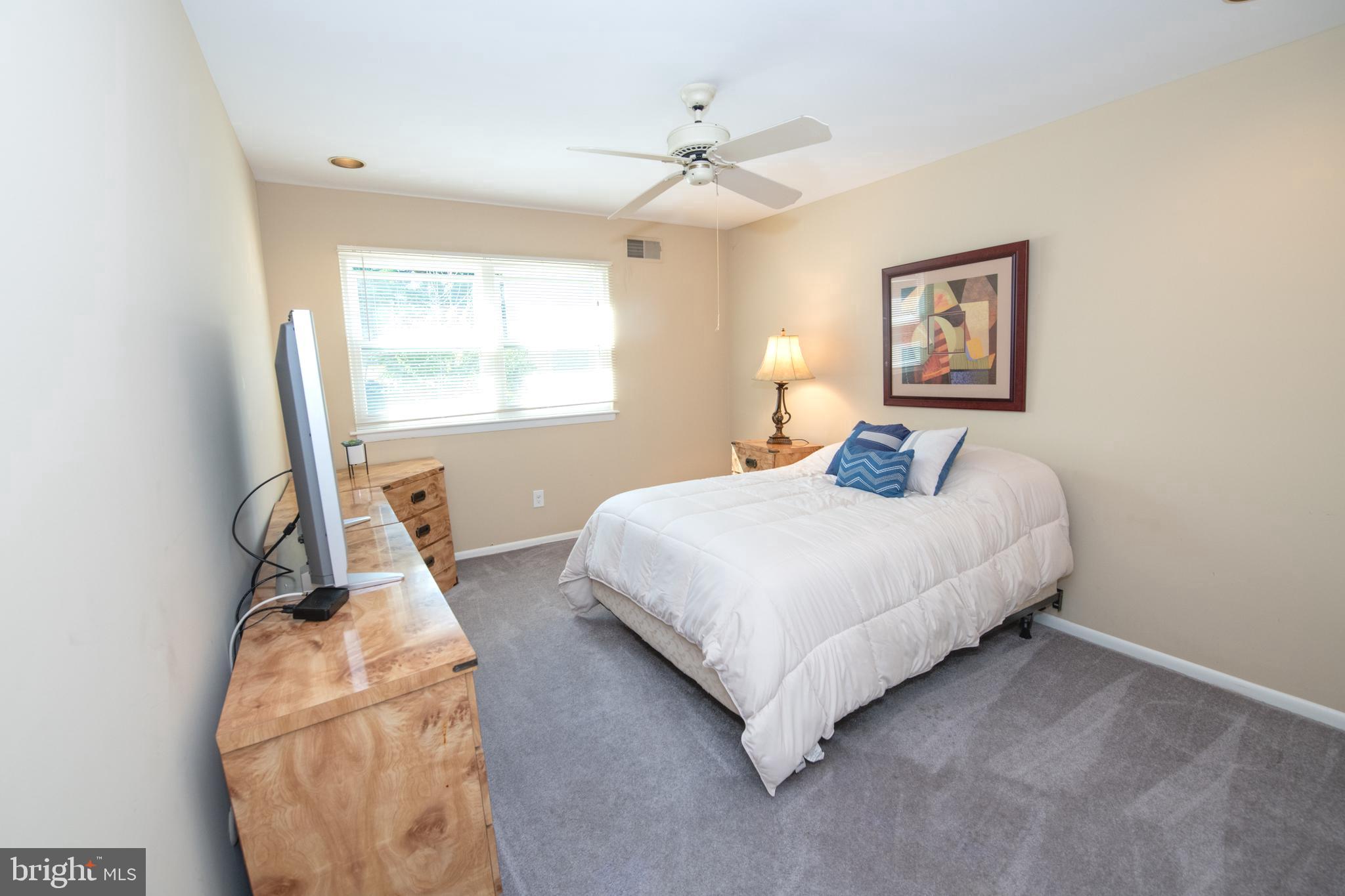 HUNTINGDON VALLEY - Residential