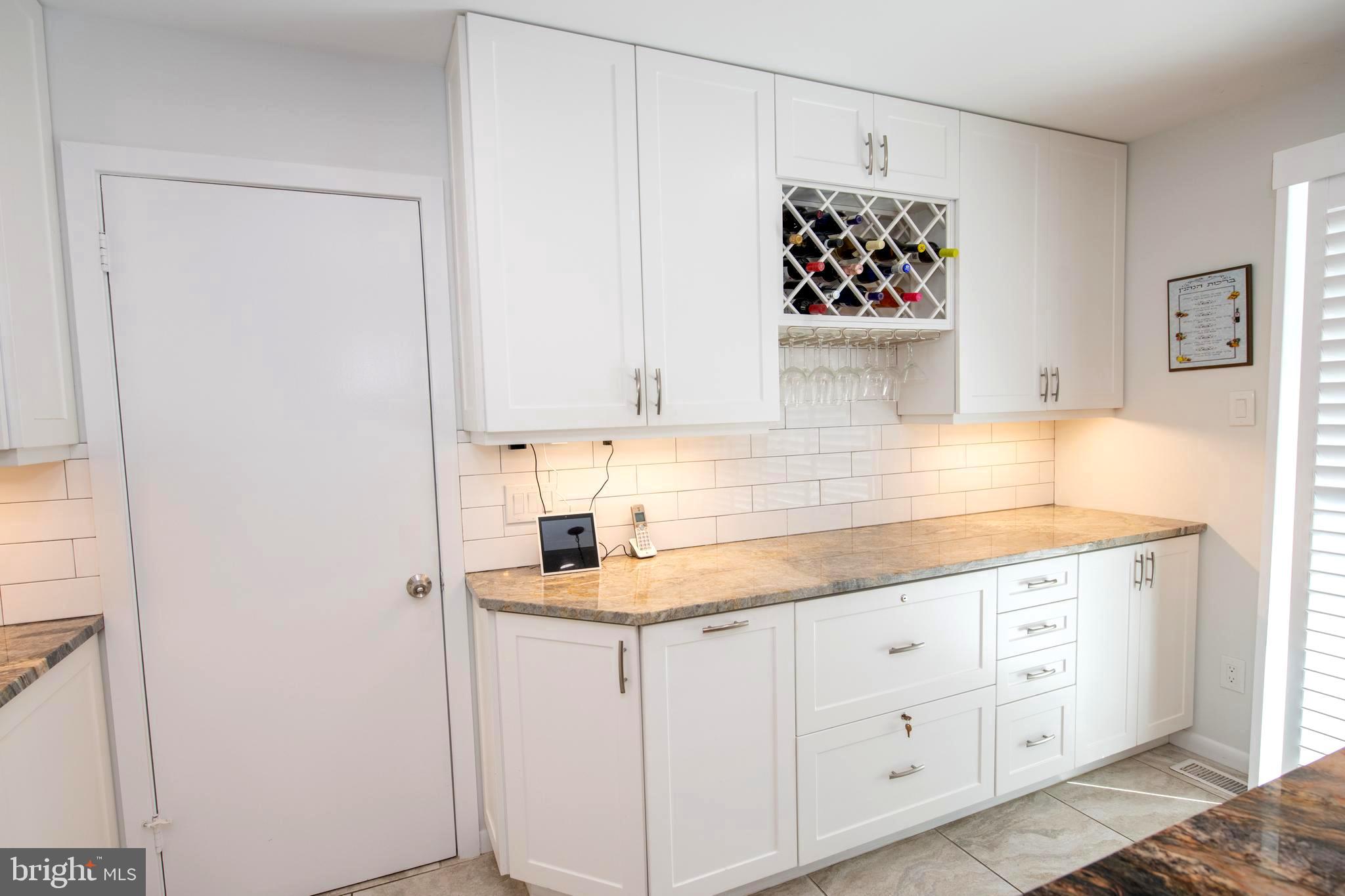 HUNTINGDON VALLEY - Residential