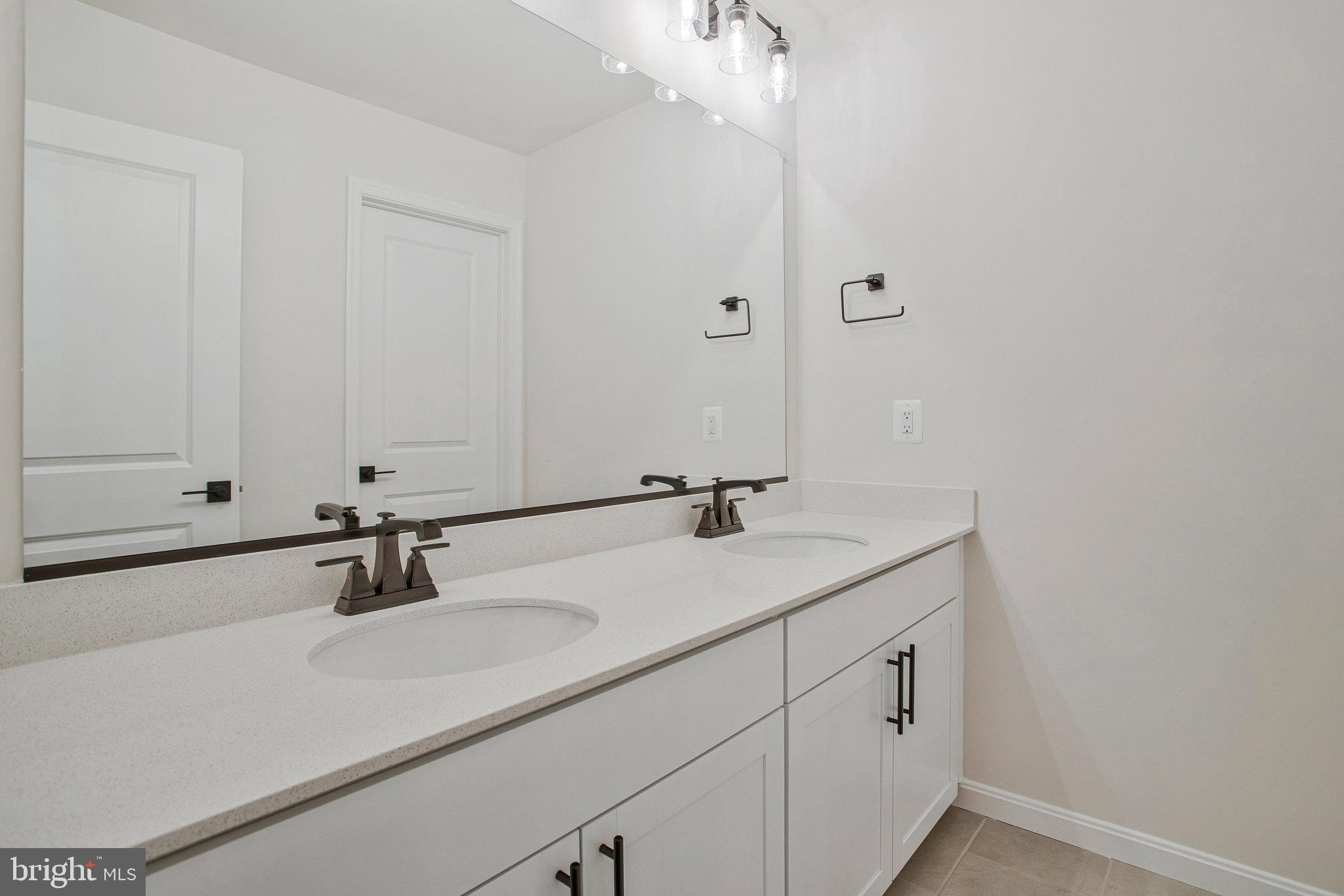 ROBERTS CROSSING - Residential