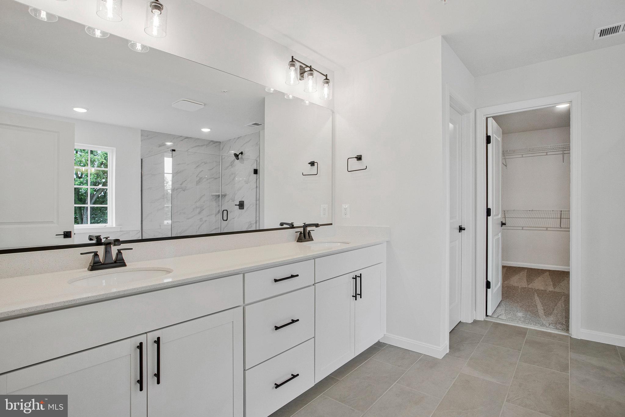 ROBERTS CROSSING - Residential