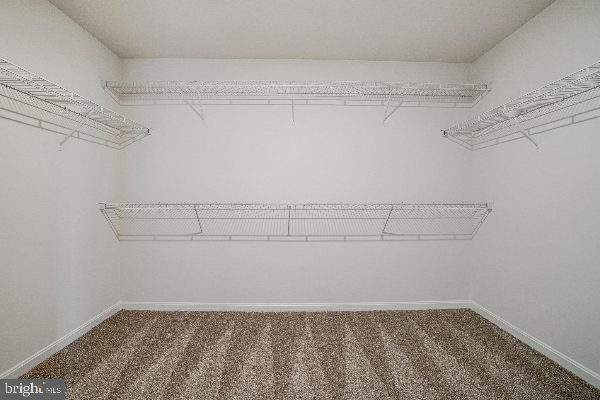 ROBERTS CROSSING - Residential